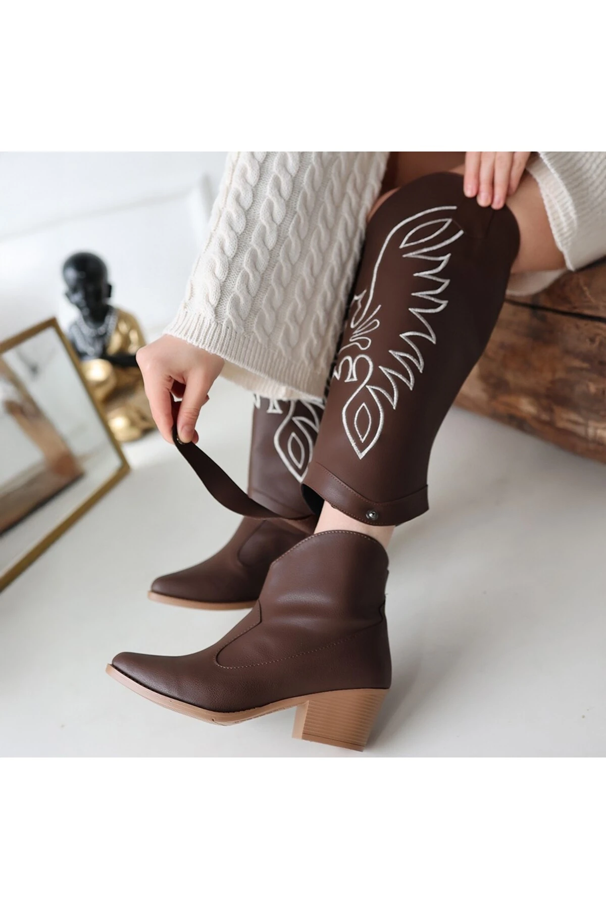Jilla Kahverengi Cilt Tak Çıkar Topuklu Bot Ve Çizme