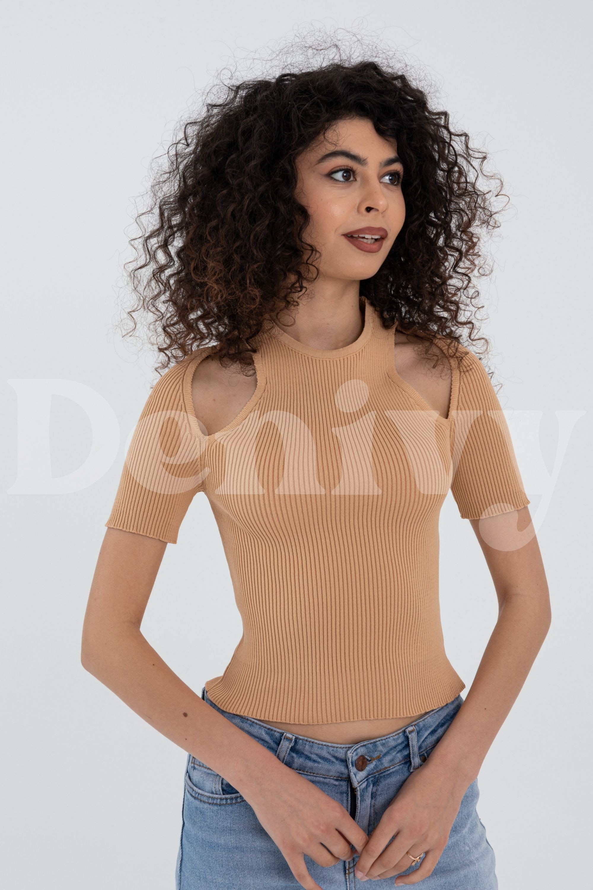 OMUZ AÇIK CROP DNV-000009