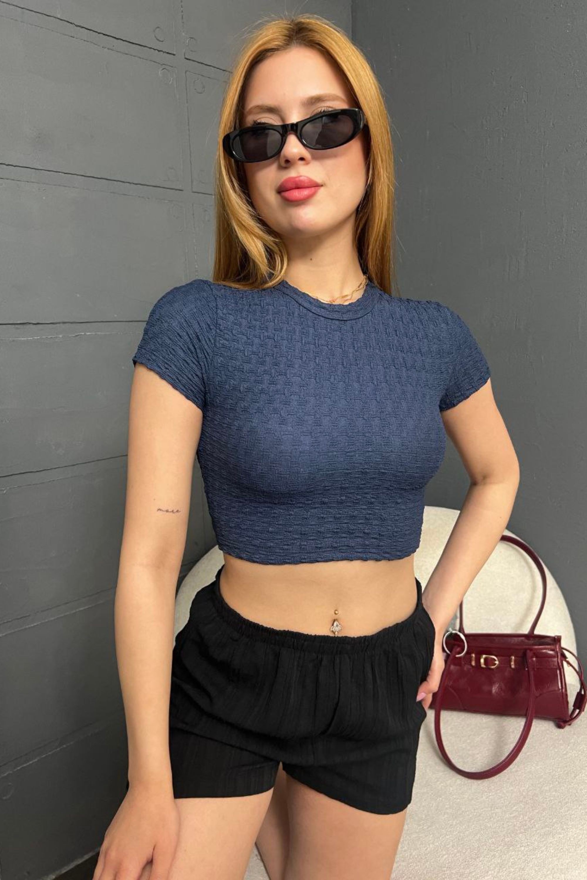 Doku Detaylı Crop Tişört DNV-000068