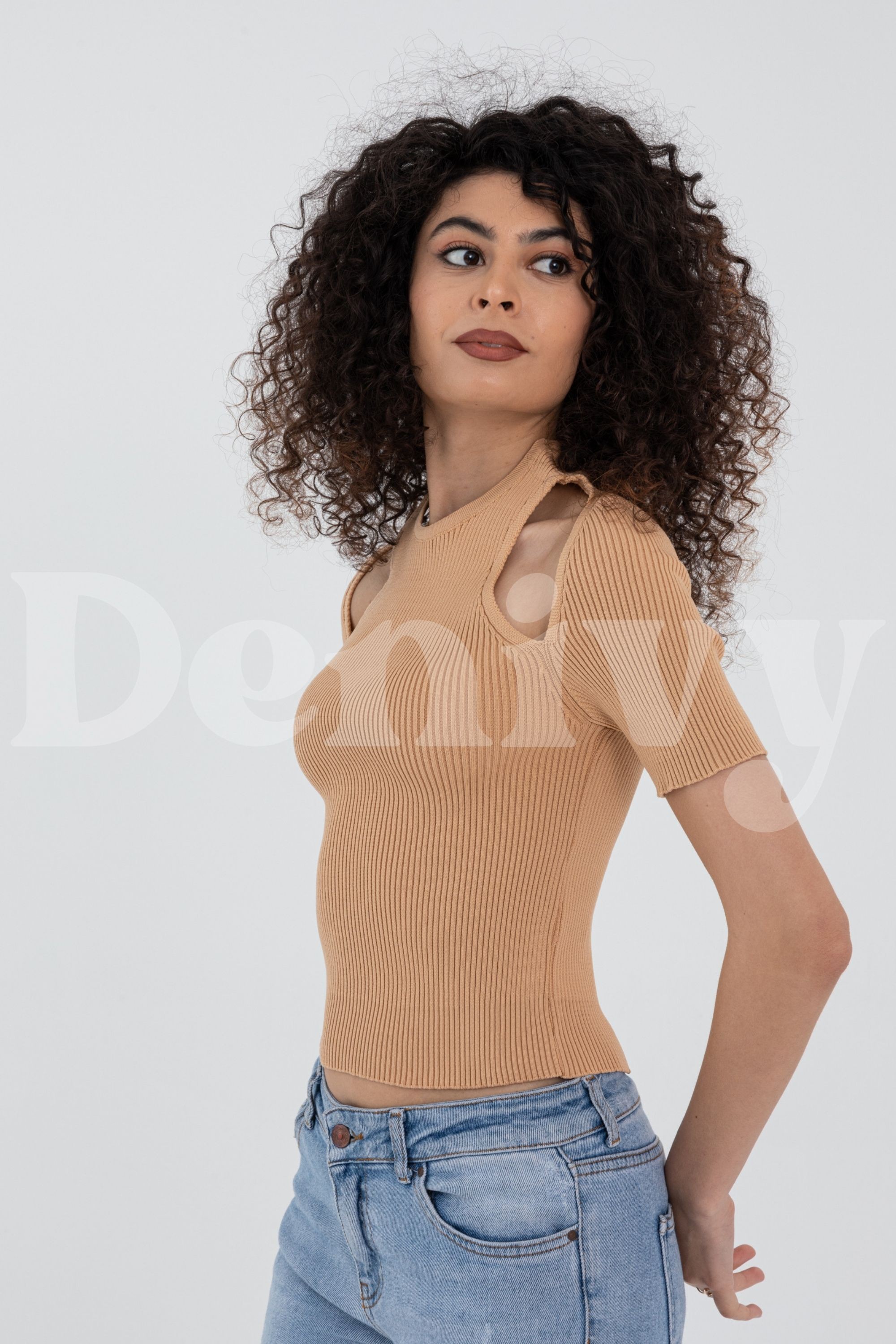 OMUZ AÇIK CROP DNV-000009