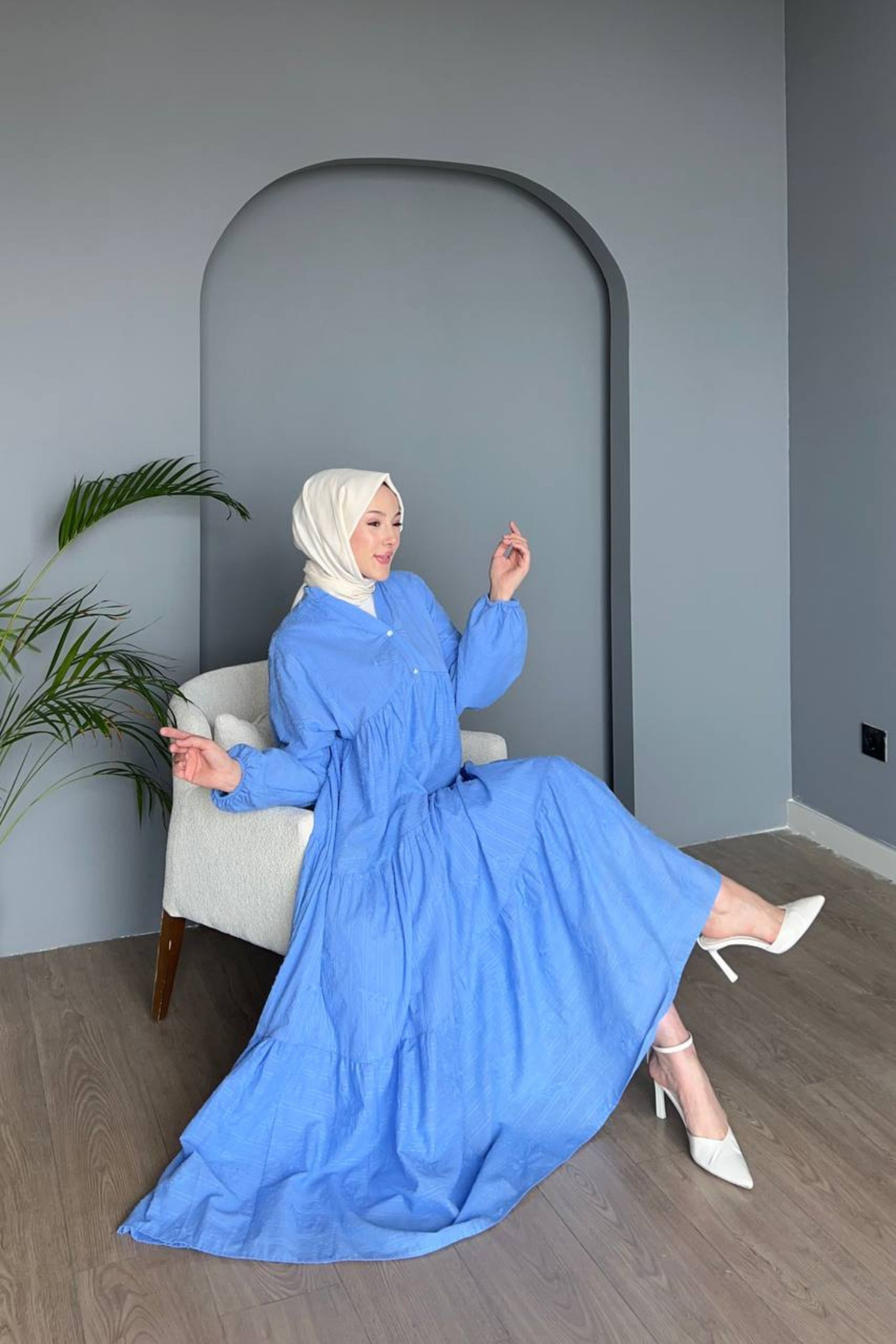 Modern Çizgili Dokuma Tesettür Elbise – Oversize ve Konforlu Kesim DNV-000046