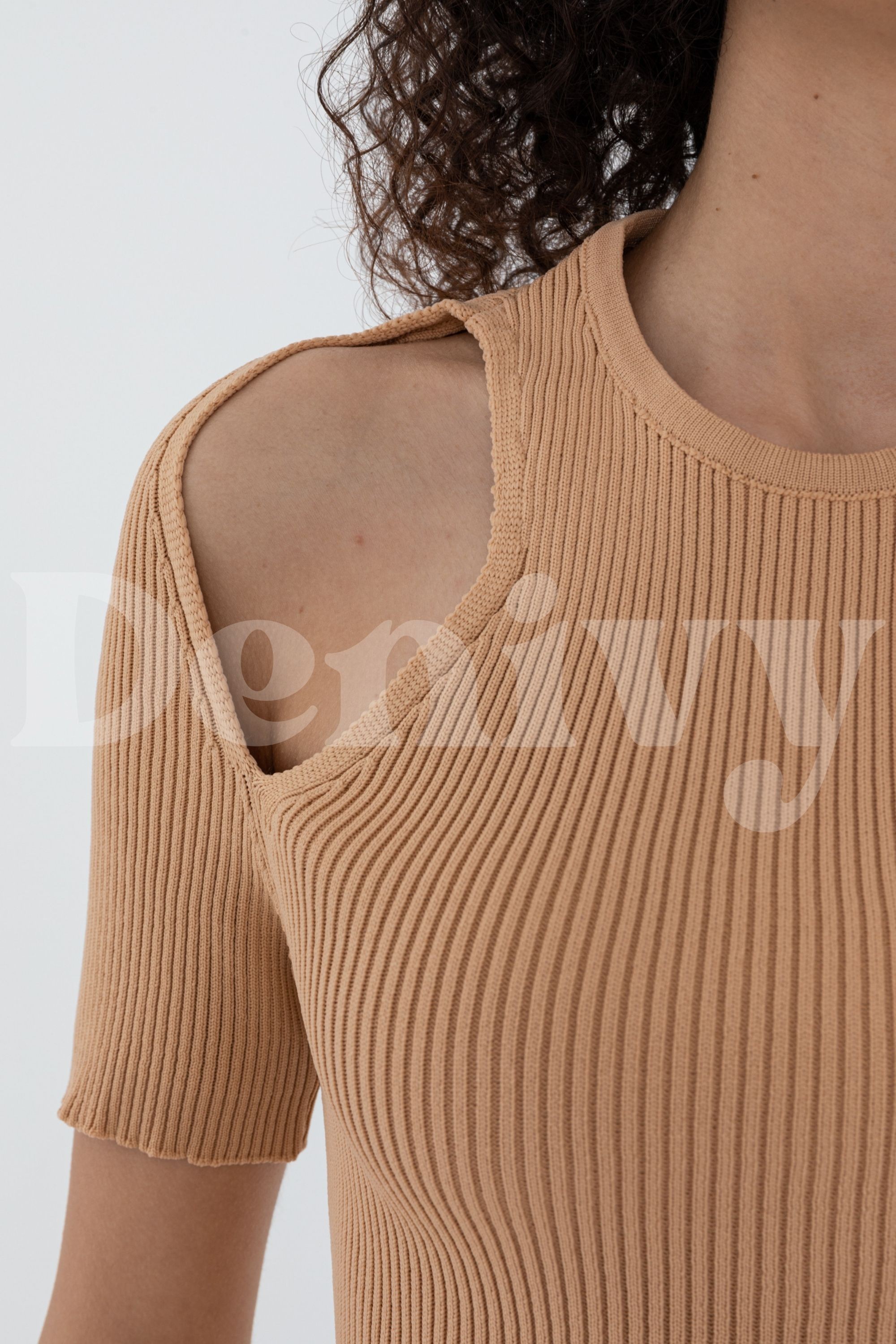 OMUZ AÇIK CROP DNV-000009