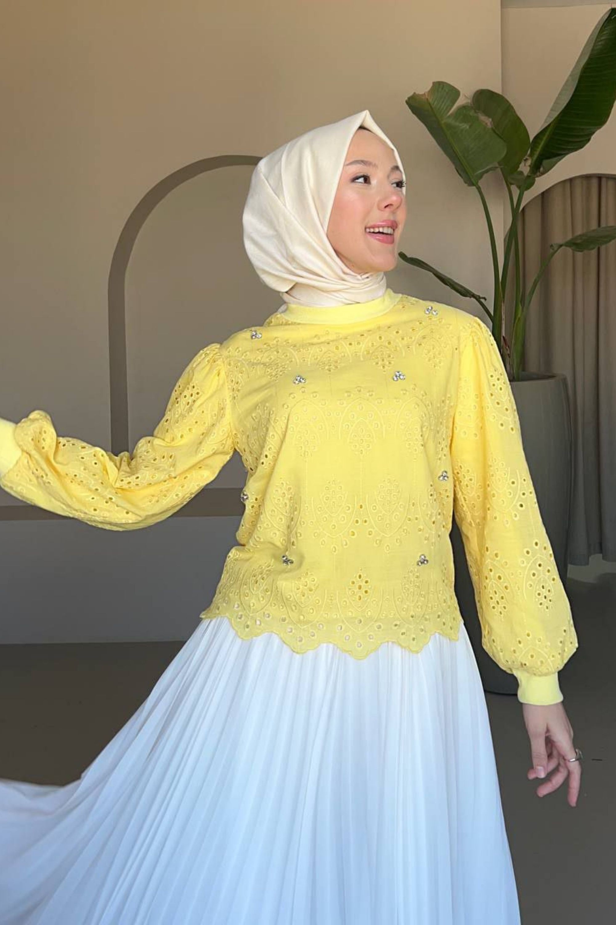 Sarı