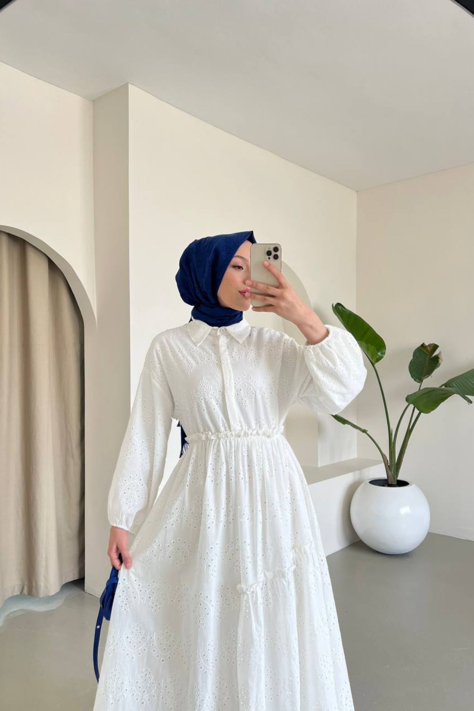 Desenli Dokuma Tesettür Elbise – Bel Büzgülü ve Tam Boy Şıklık DNV-000050