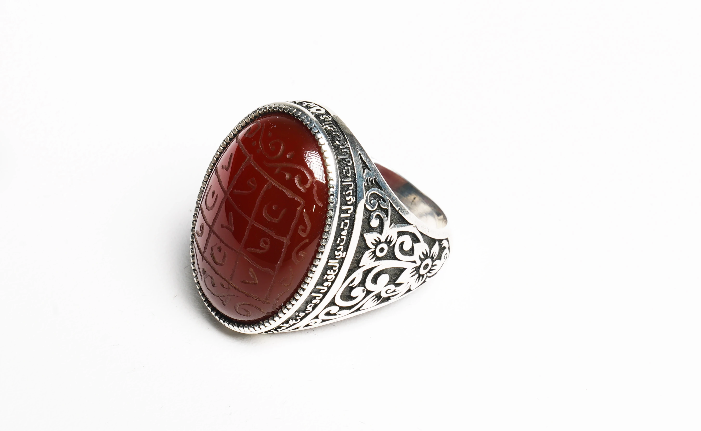 Nur Tılsımı Bordo Akik Taşlı Gümüş Erkek Yüzük