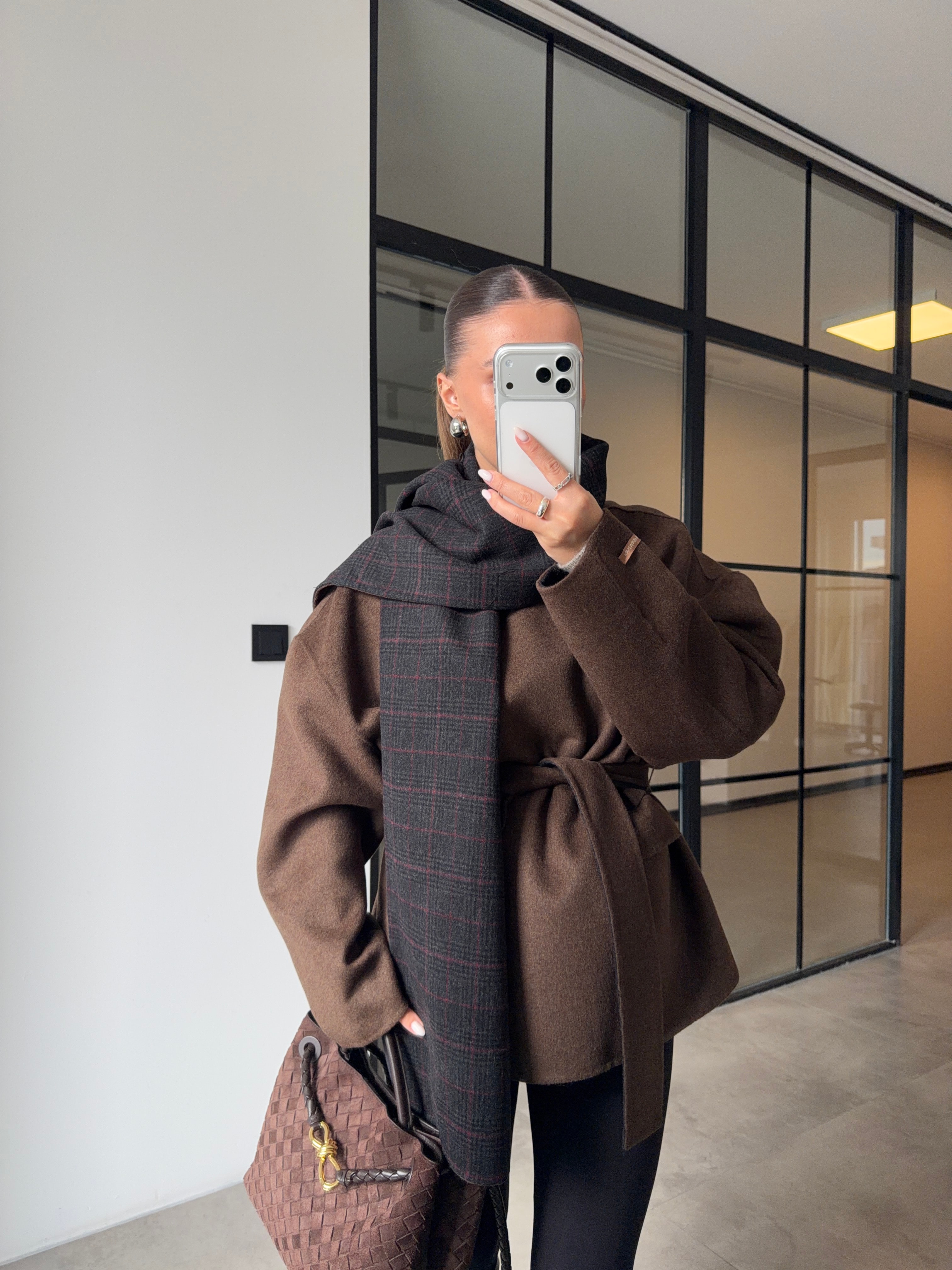 FULARLI EKOSELİ %100 YÜN KISA KABAN