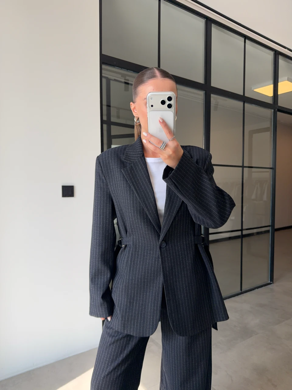 KEMER DETAYLI ÇİZGİLİ LACİVERT CEKET PALAZZO TAKIM