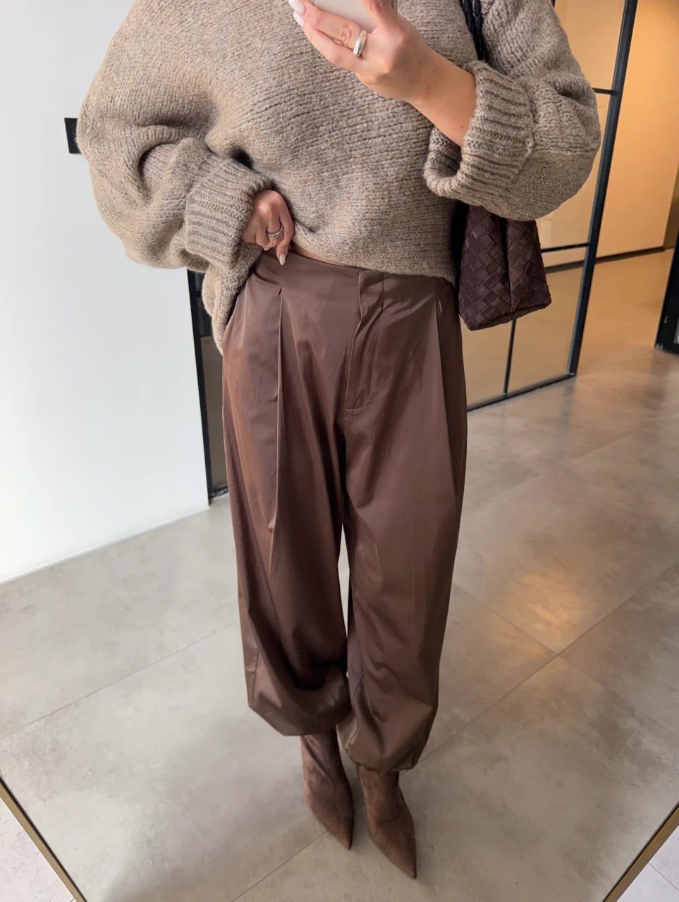 PAÇASI LASTİKLİ SATEN PANTOLON - Kahverengi