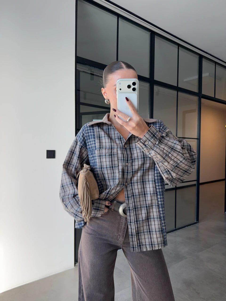 KADİFE YAKALI EKOSELİ GÖMLEK