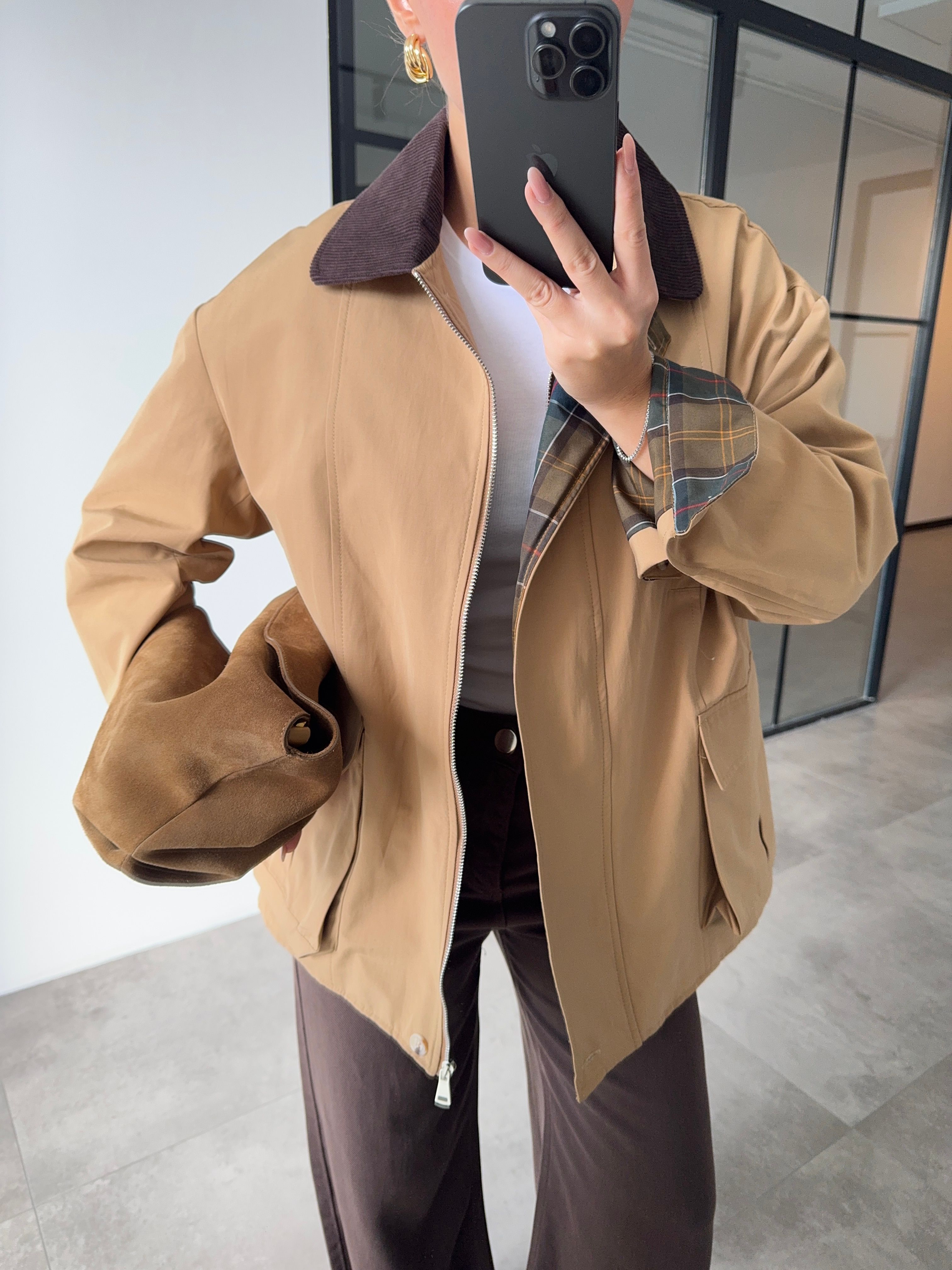 KADİFE YAKALI EKOSE ASTARLI CAMEL CEKET