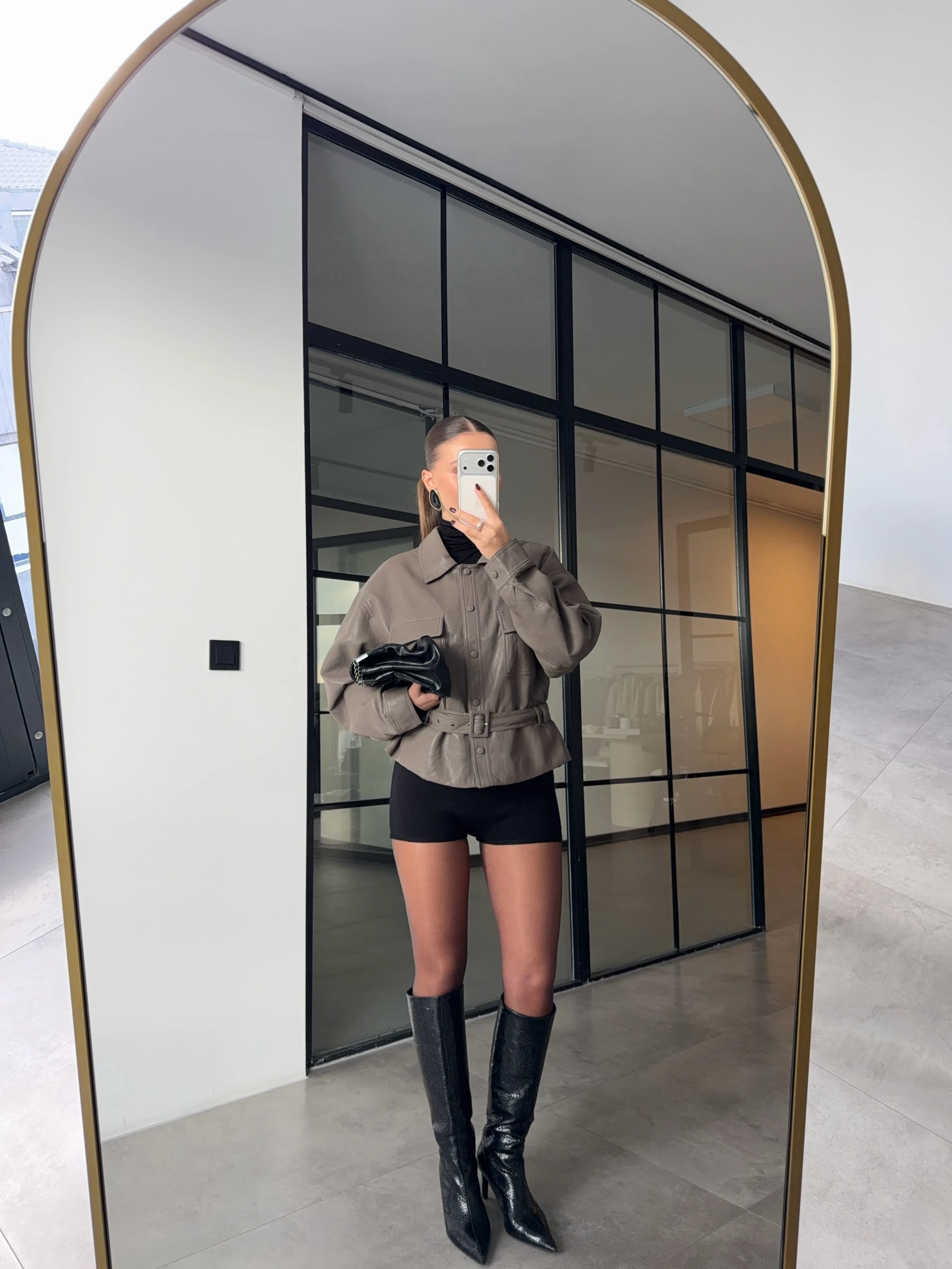 PREMİUM KEMERLİ VİZON DERİ CEKET