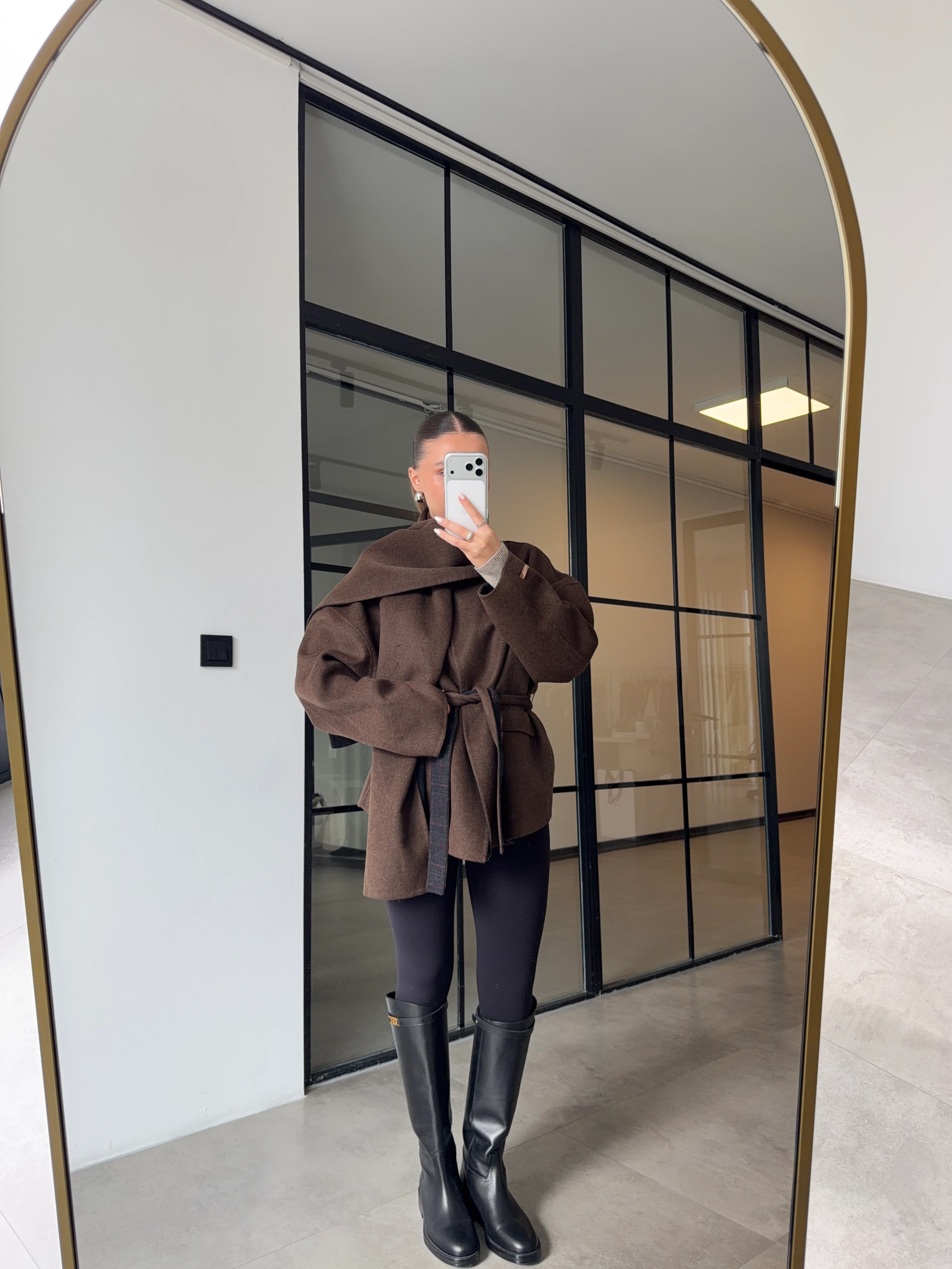 FULARLI EKOSELİ %100 YÜN KISA KABAN