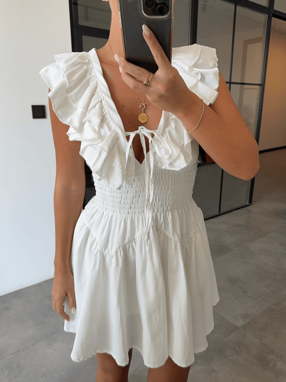 WHITE MINI DRESS WITH FRILL COLLAR