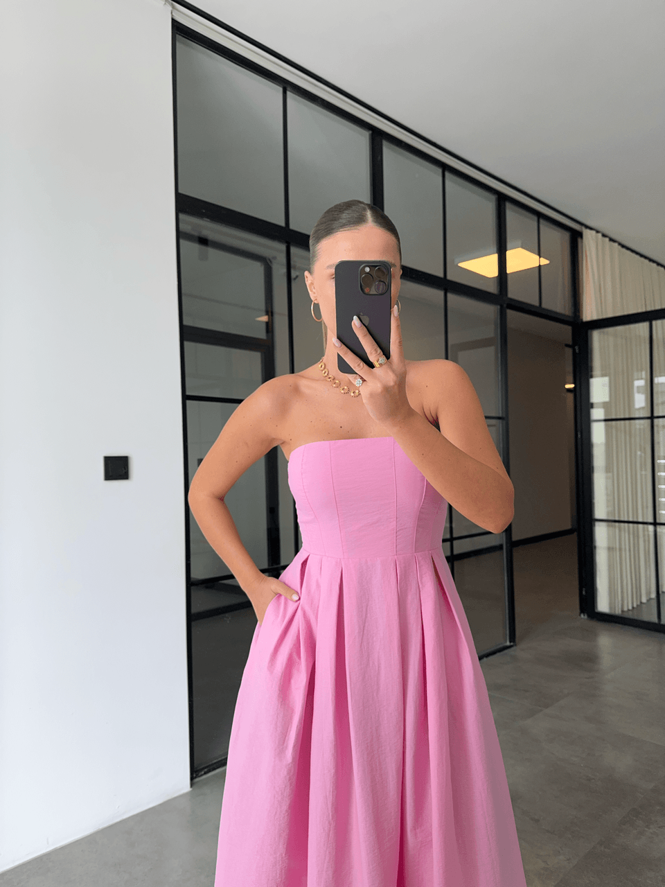 STRAPLEZ PEMBE PARAŞÜT KUMAŞ CEPLİ ELBİSE