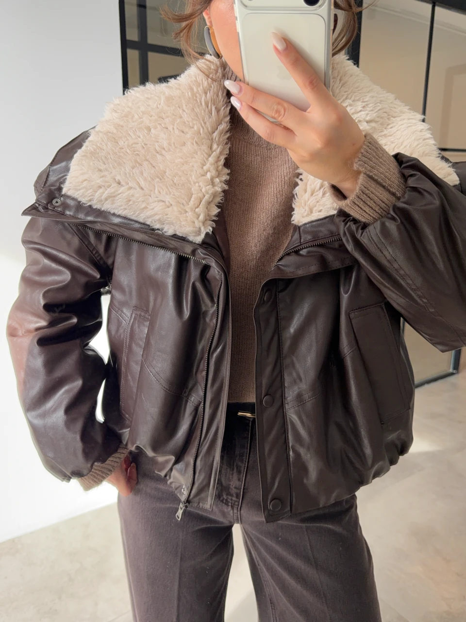 YAKASI KÜRKLÜ ACI KAHVE DERİ CEKET