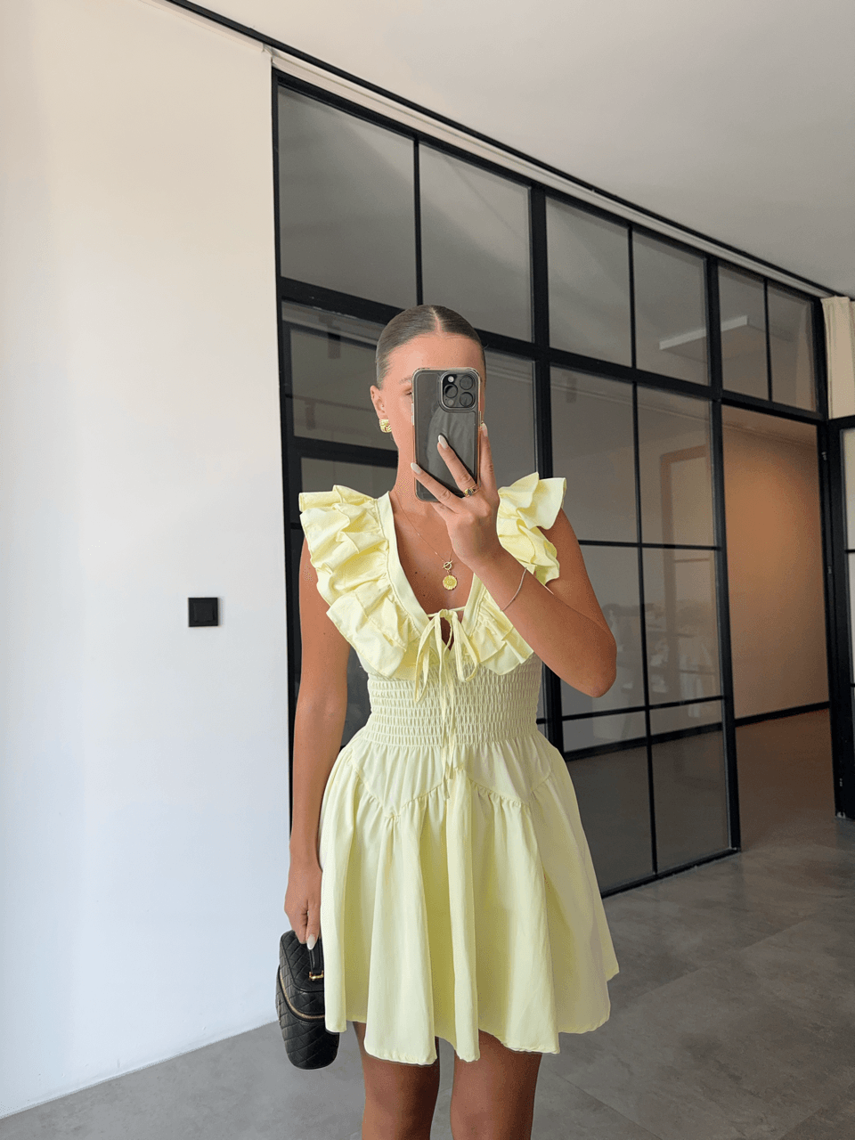 YELLOW MINI DRESS WITH FRILLED COLLAR