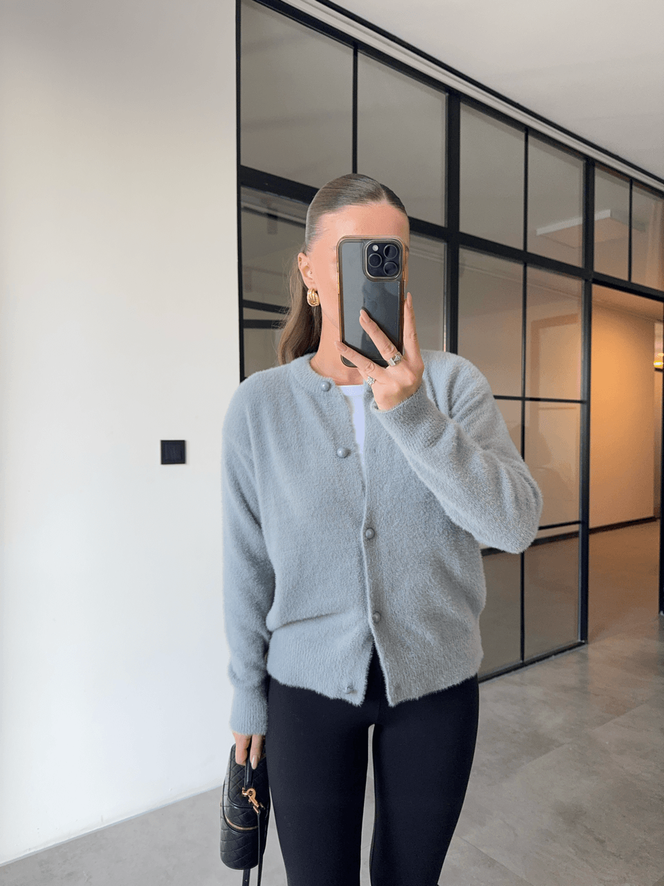 GRİ PELUŞ HIRKA