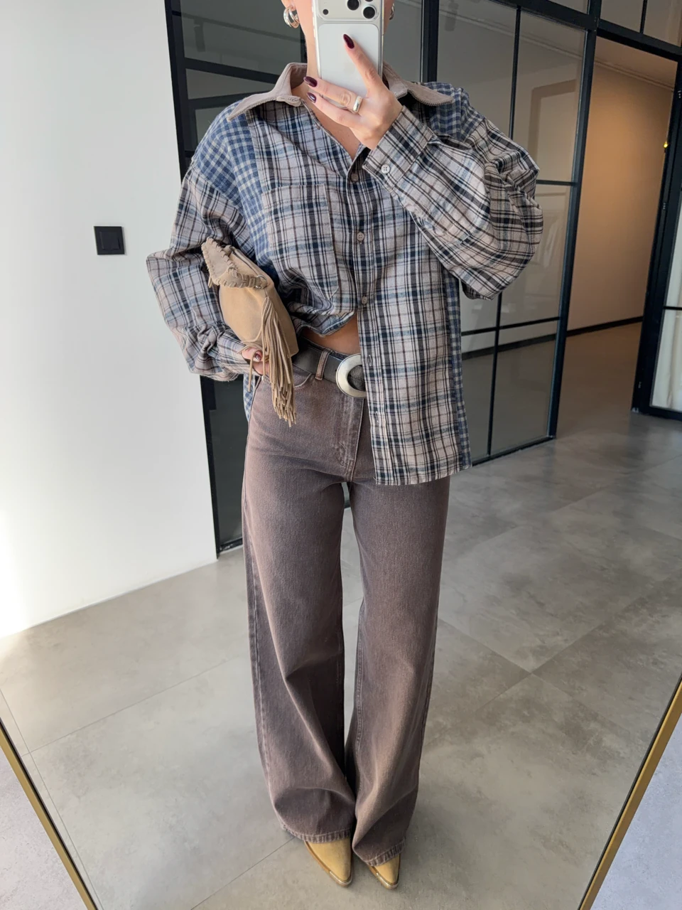 KADİFE YAKALI EKOSELİ GÖMLEK