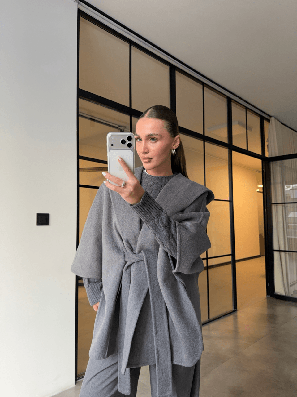 %100 YÜN GRİ PANÇO