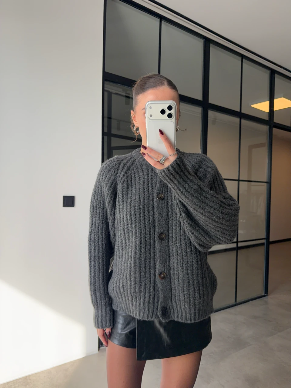 DÜĞMELİ SELANİK ÖRGÜ ANTRASİT HIRKA