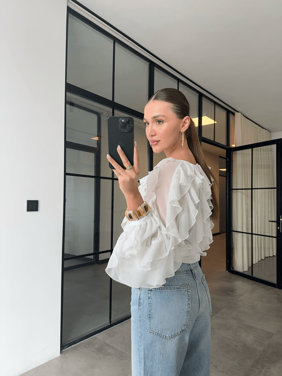 FIRFIR DETAYLI PREMİUM BEYAZ ŞİFON BLUZ
