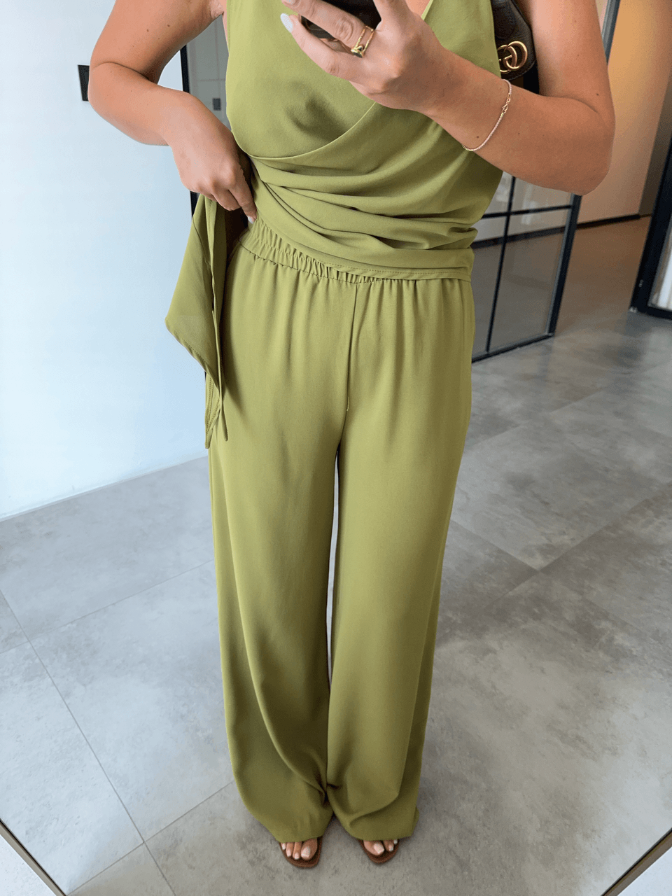 CROSSOVER ASYMMETRIC BLOUSE TROUSERS GREEN SUIT