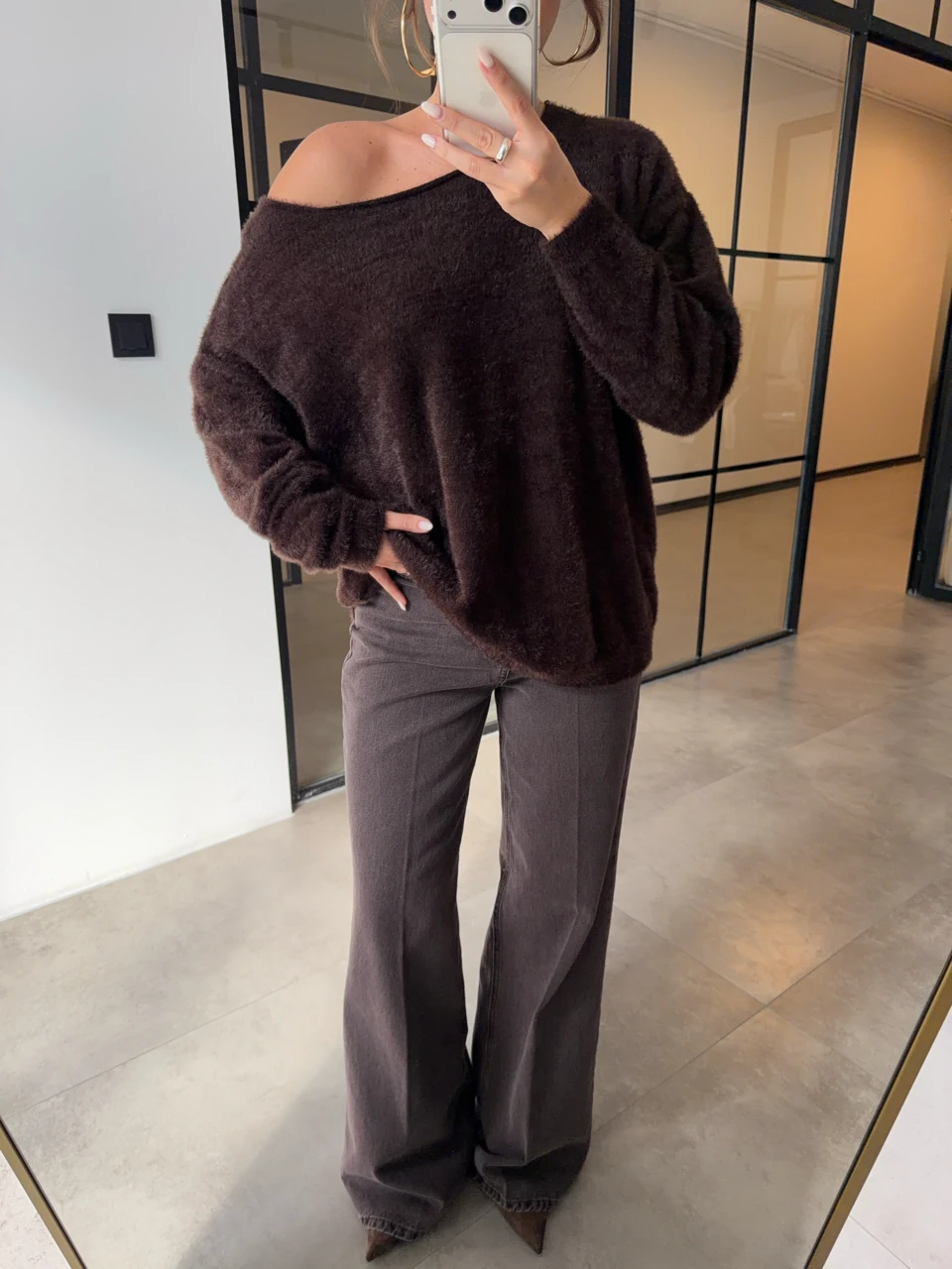 DÜŞÜK OMUZ YUMOŞ DOKULU OVERSİZE KAZAK