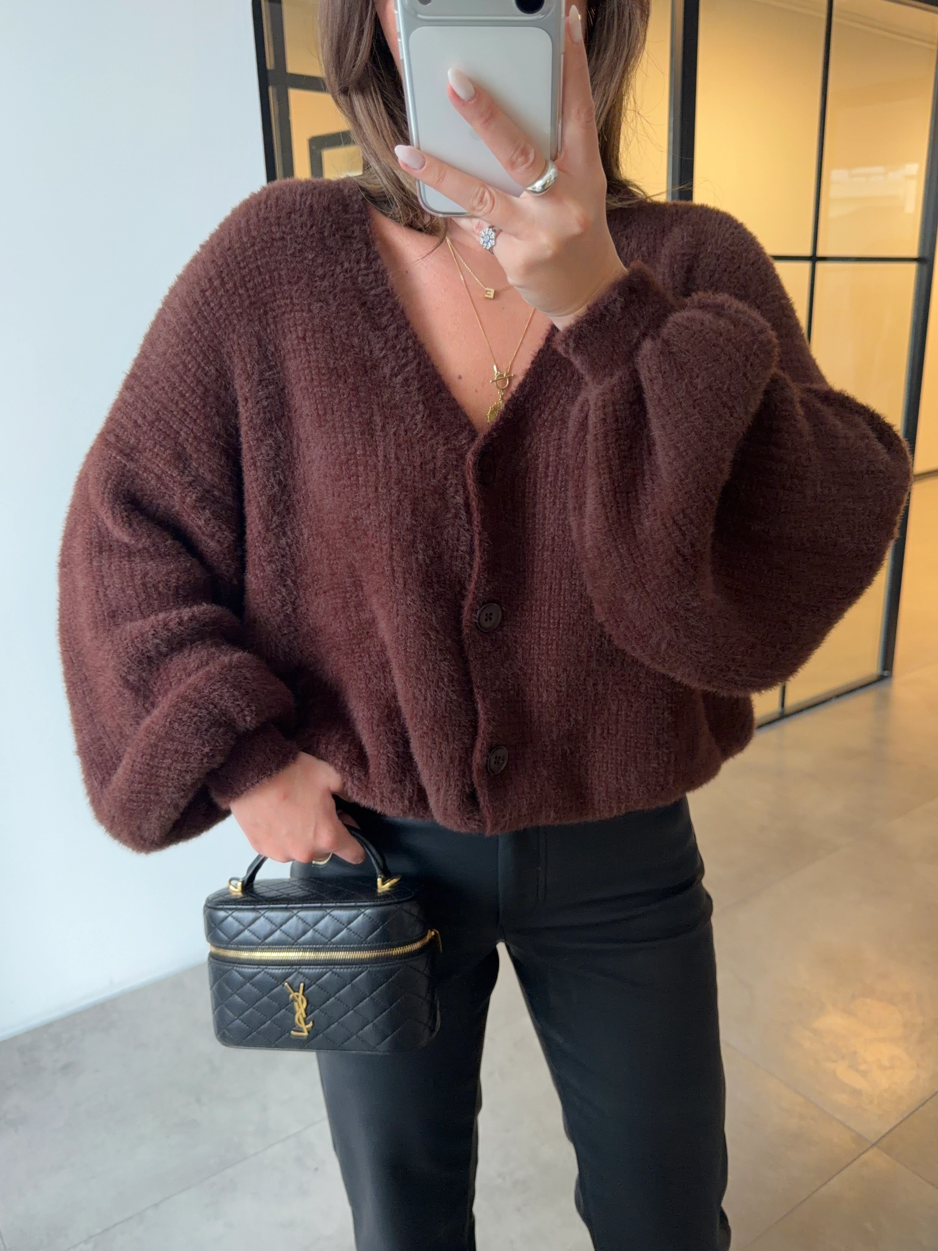 YUMOŞ DOKULU BALON KOL KAHVERENGİ HIRKA