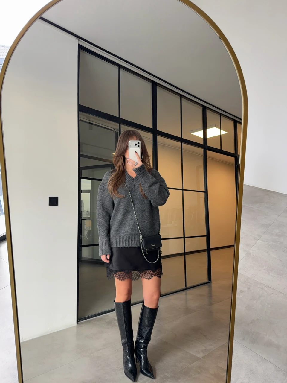 ASKILI SATEN BLUZ KAZAK İKİLİ TAKIM