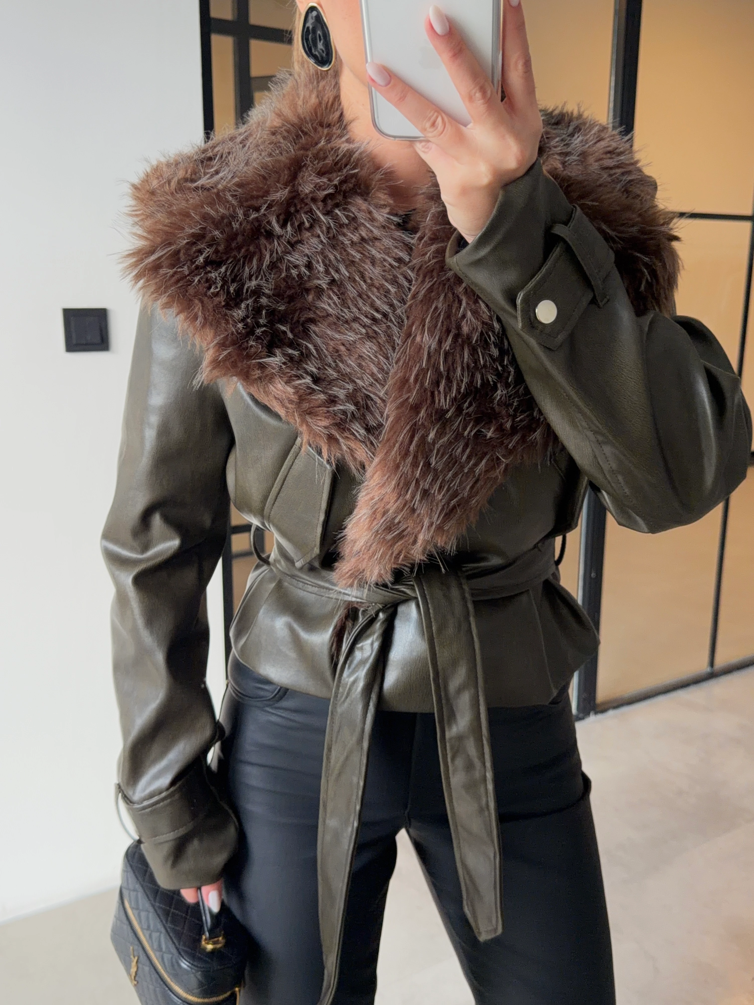 YAKASI KÜRKLÜ HAKİ DERİ CEKET