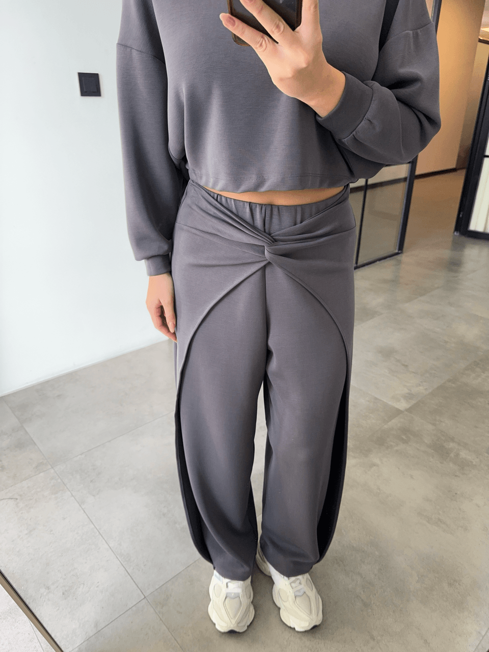 SIRT DEKOLTELİ SWEAT DÜĞÜMLÜ PANTOLON ANTRASİT MODAL TAKIM