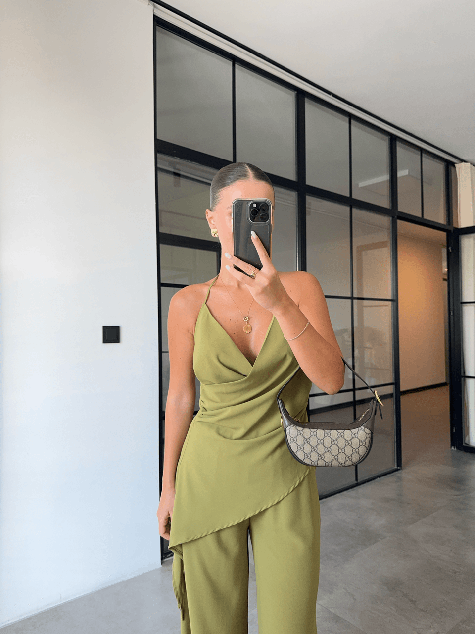 CROSSOVER ASYMMETRIC BLOUSE TROUSERS GREEN SUIT