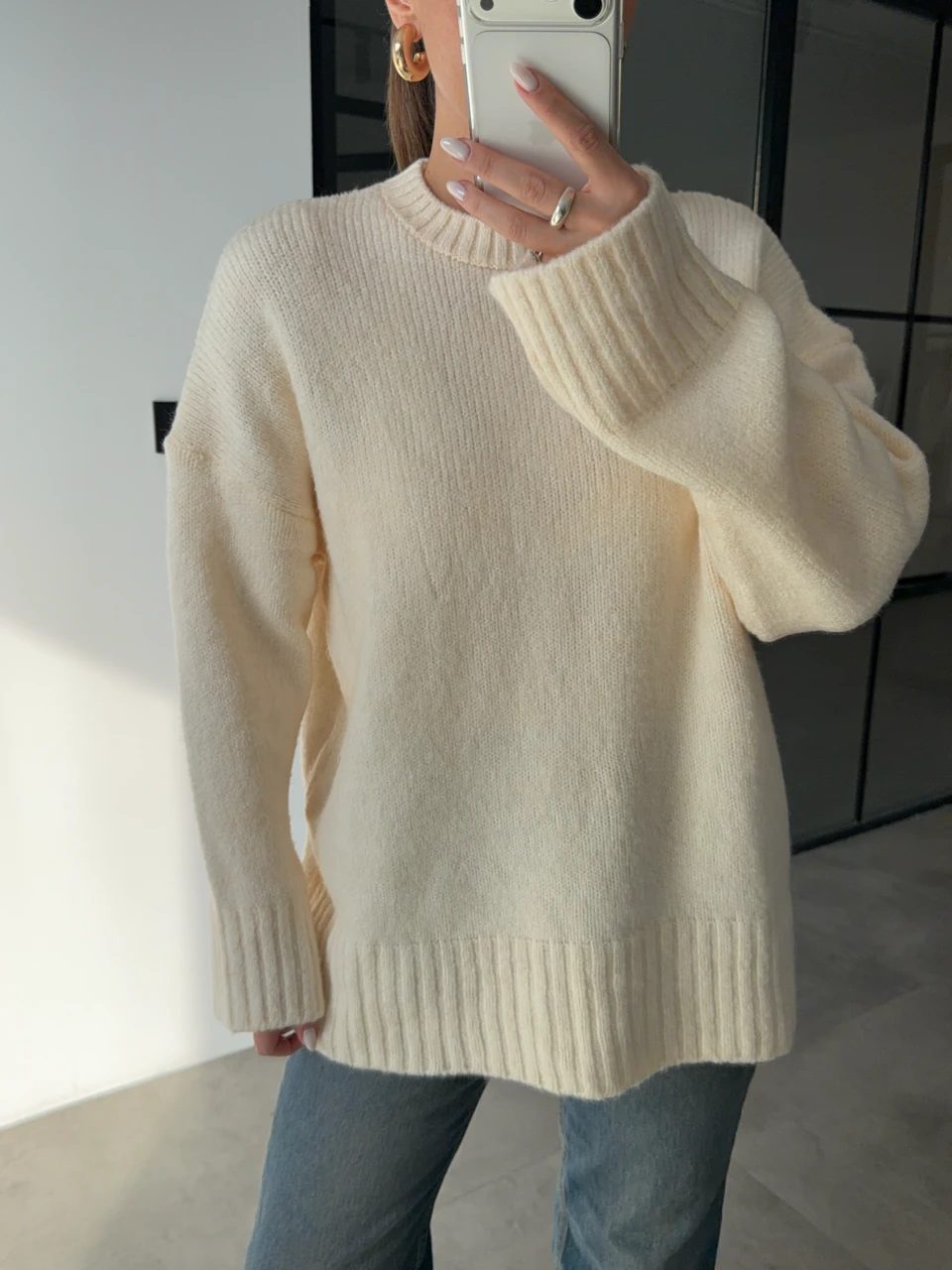 BİSİKLET YAKA OVERSİZE KREM RENGİ KAZAK