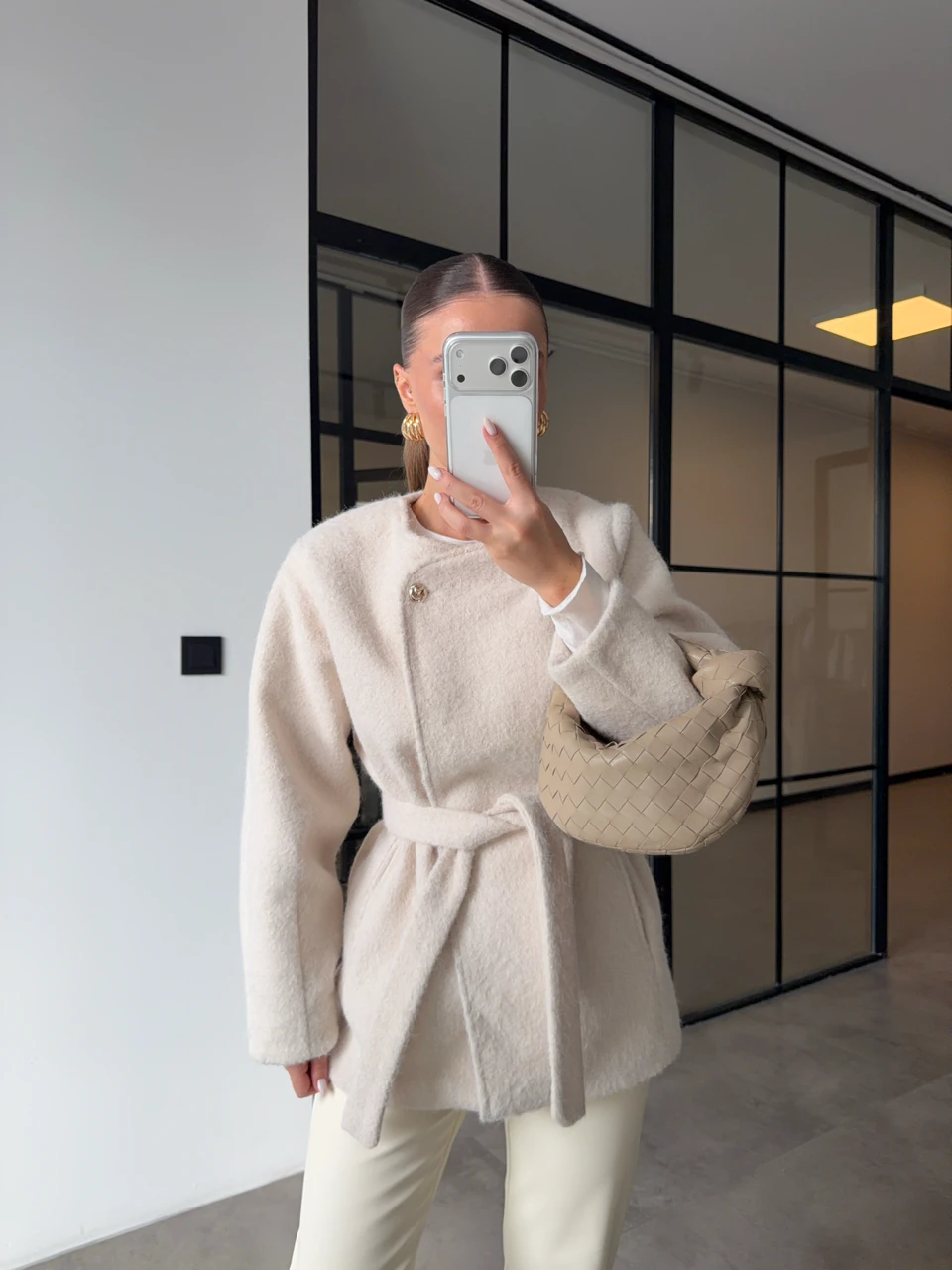 GOLD DÜĞMELİ TAŞ KISA KAŞE KABAN