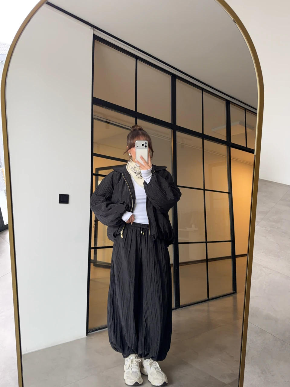 ŞİŞME MONT PAÇA DÜĞMELİ PANTOLON TAKIM