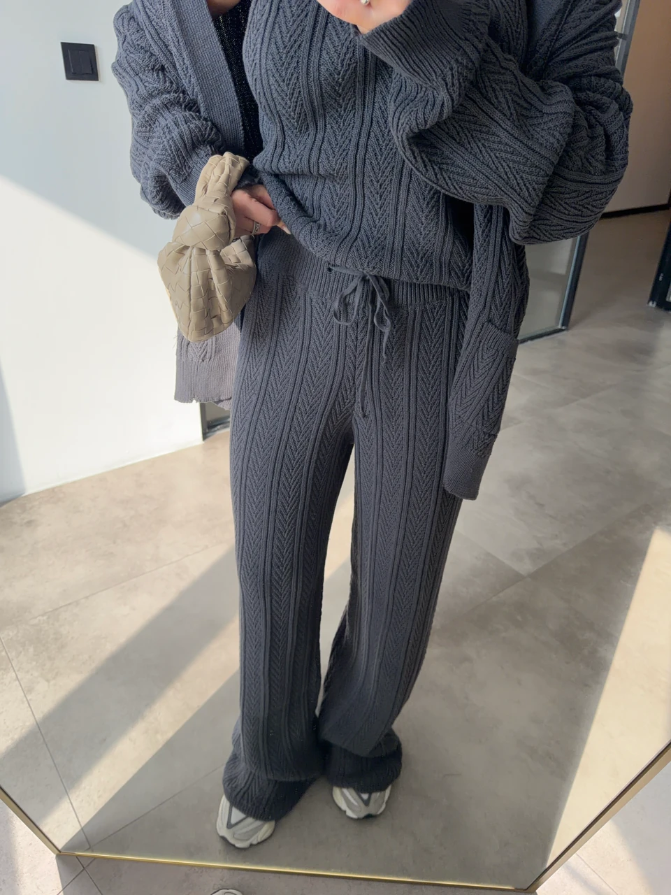 BOĞAZLI DESENLİ 3'LÜ ANTRASİT TRİKO TAKIM