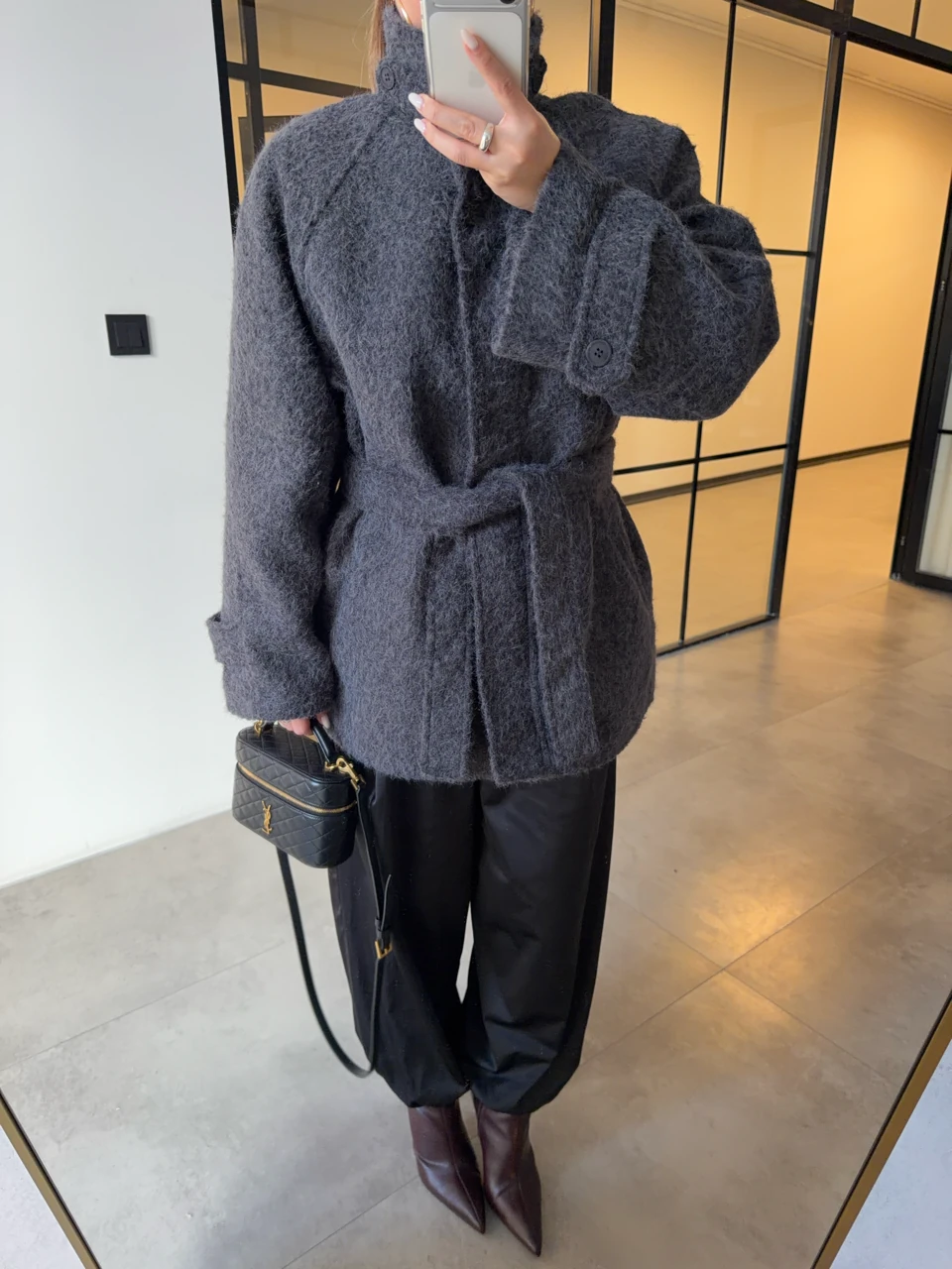 PATLI KUŞAKLI KAŞE KABAN