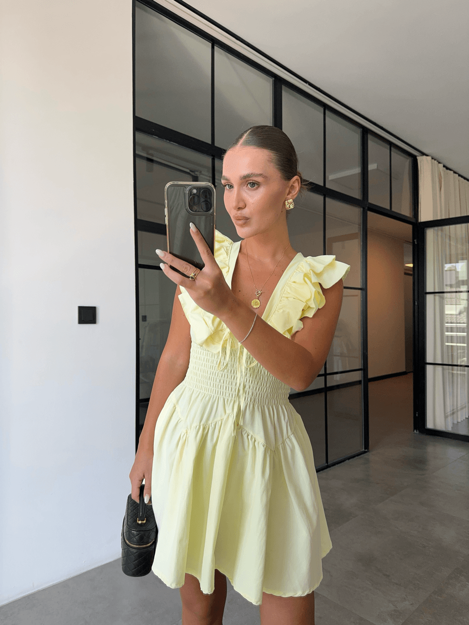 YELLOW MINI DRESS WITH FRILLED COLLAR