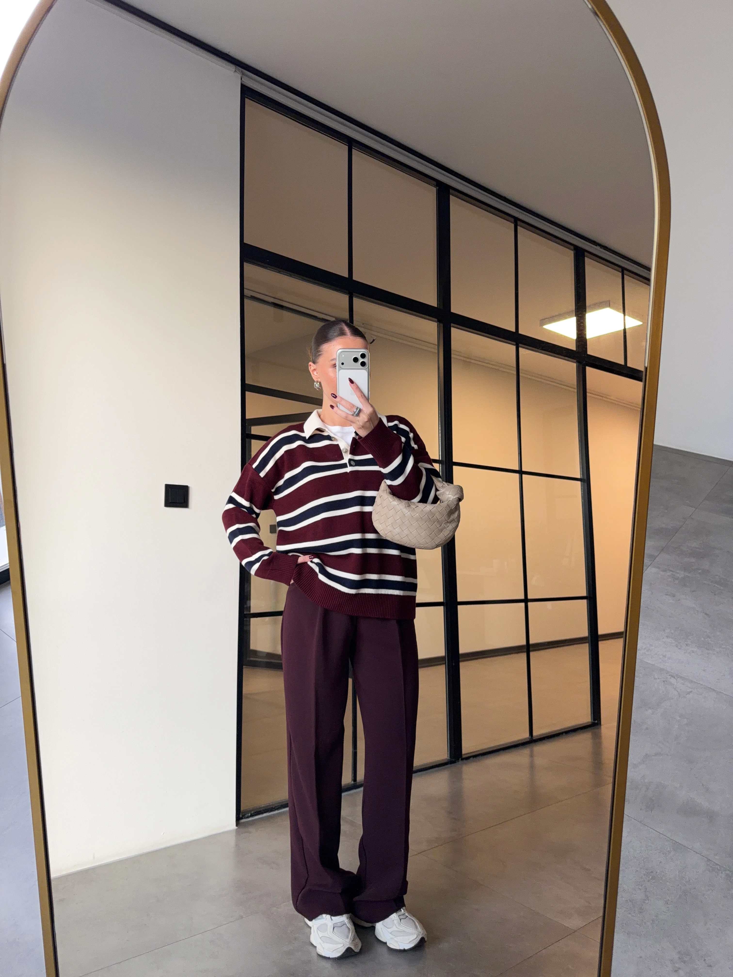 POLO YAKA BORDO-KREM ÇİZGİLİ KAZAK