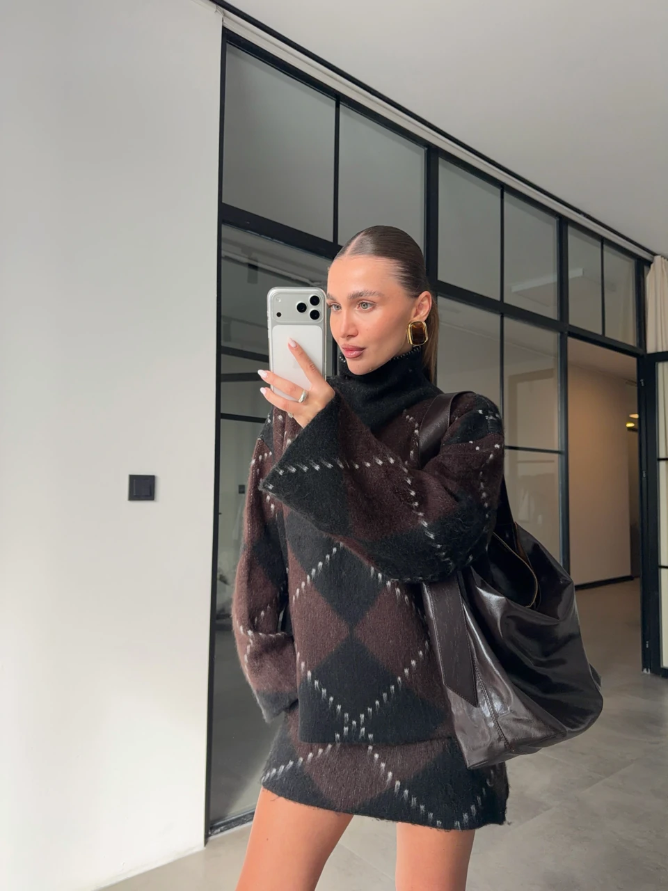 BAKLAVA DESEN ŞARDONLU DİK YAKA KAZAK ETEK TAKIM(ÖN SİPARİŞ ÜRÜNÜDÜR TAHMİNİ KARGOYA TESLİM TARİHİ 11 KASIM)