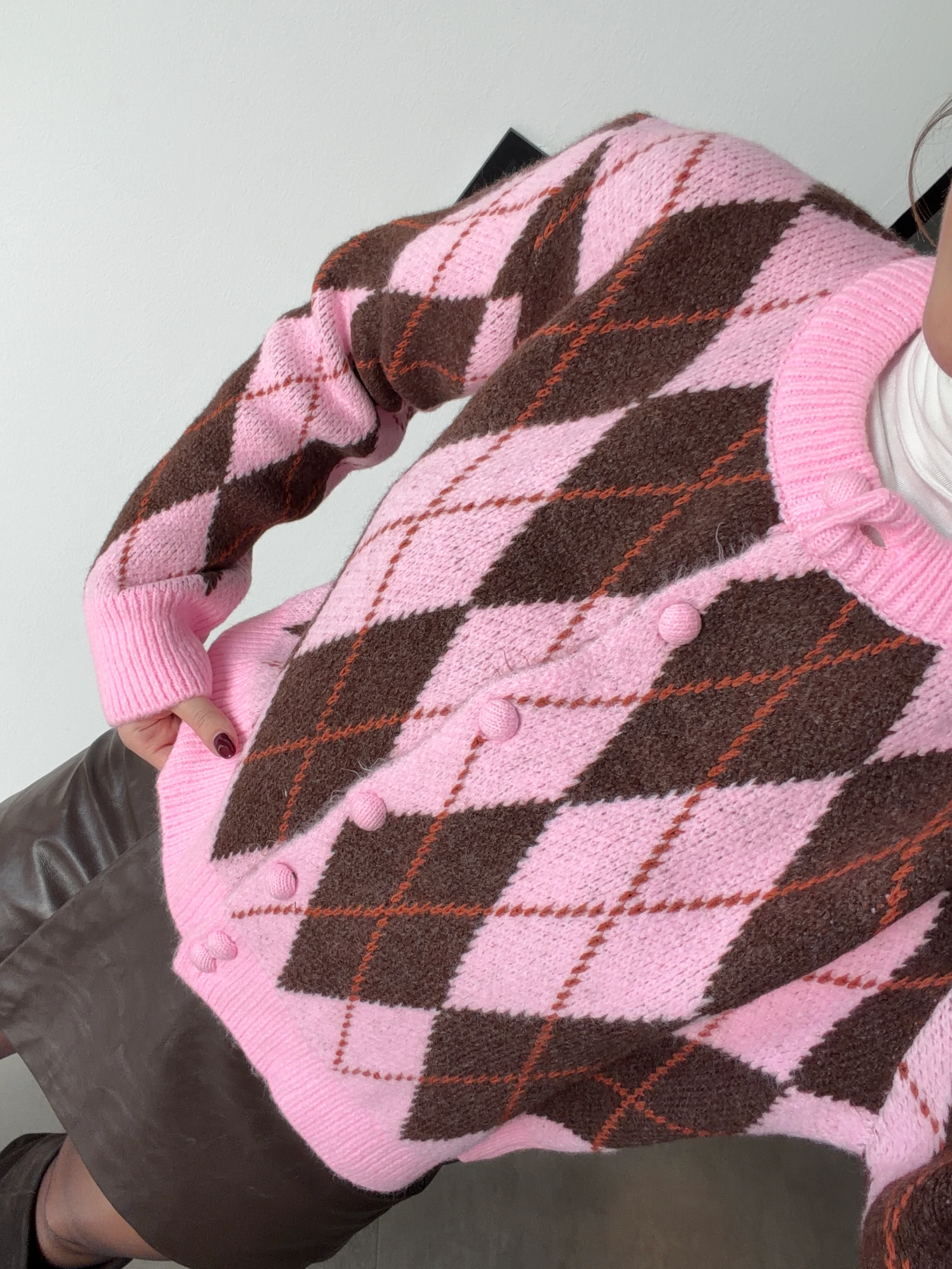 BAKLAVA DESENLİ PEMBE-KAHVE HIRKA