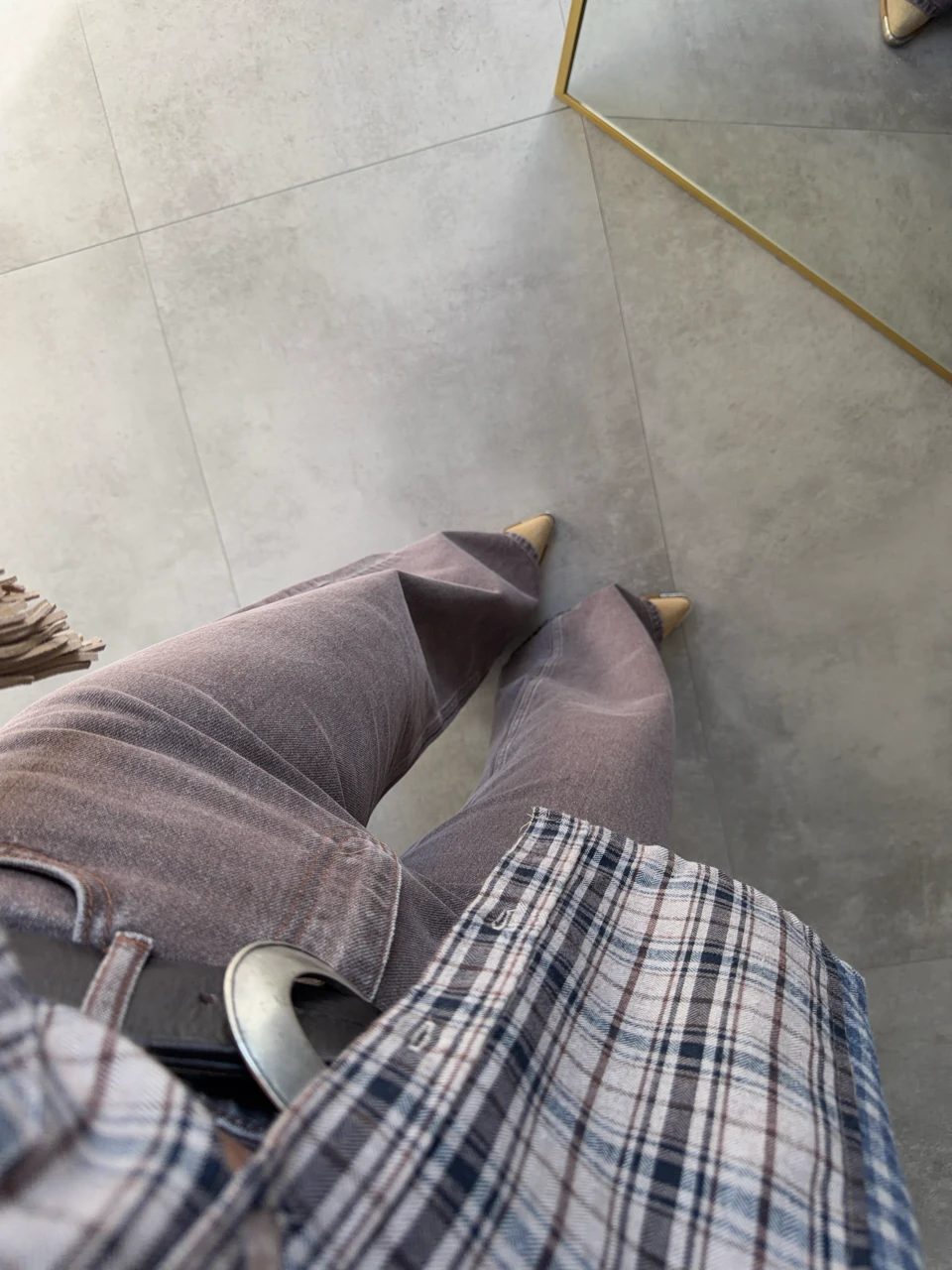 YÜKSEK BEL KAHVERENGİ YIKAMALI JEAN