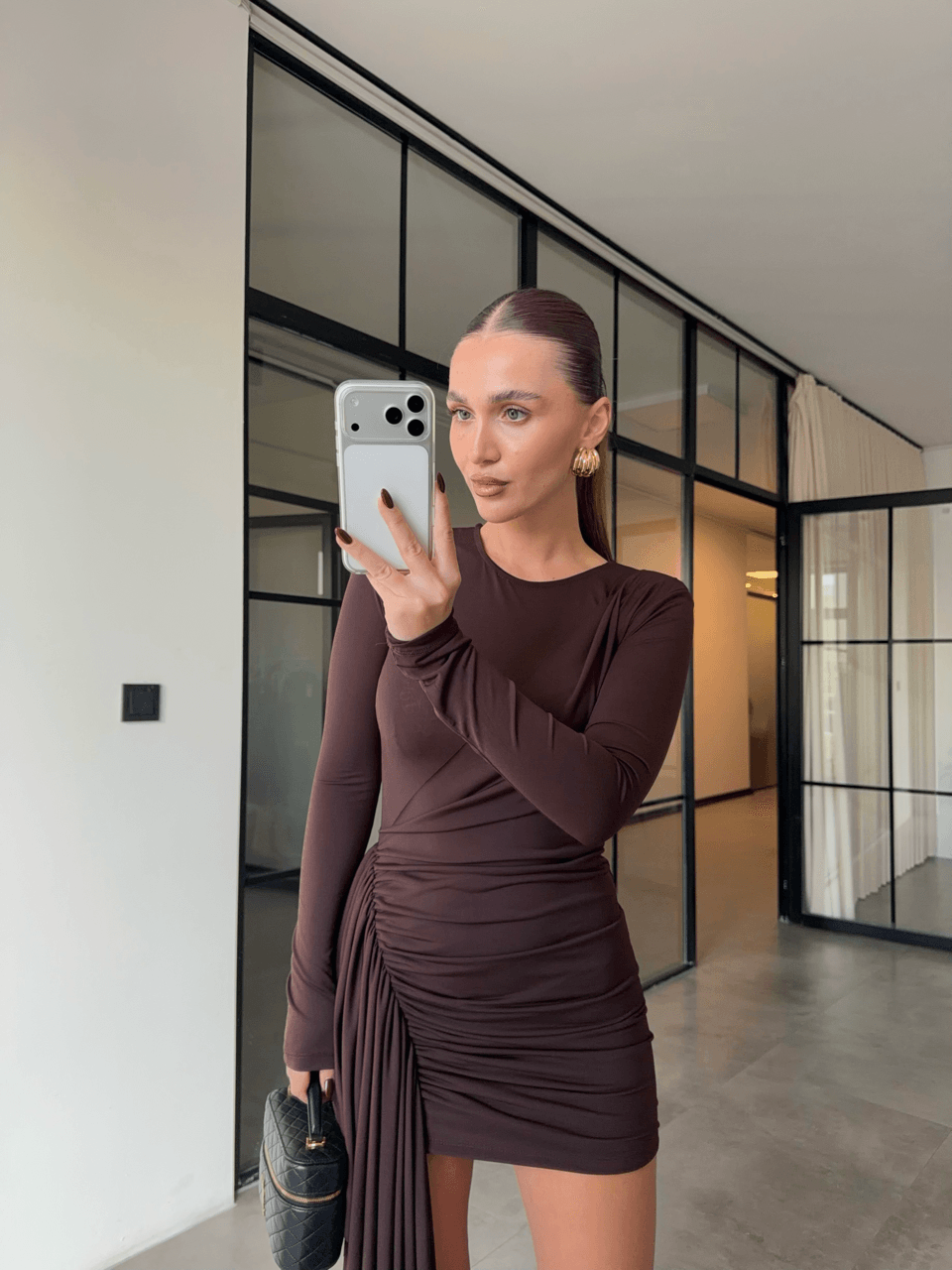 SANDY KUMAŞ KUYRUKLU ACI KAHVE MİNİ ELBİSE