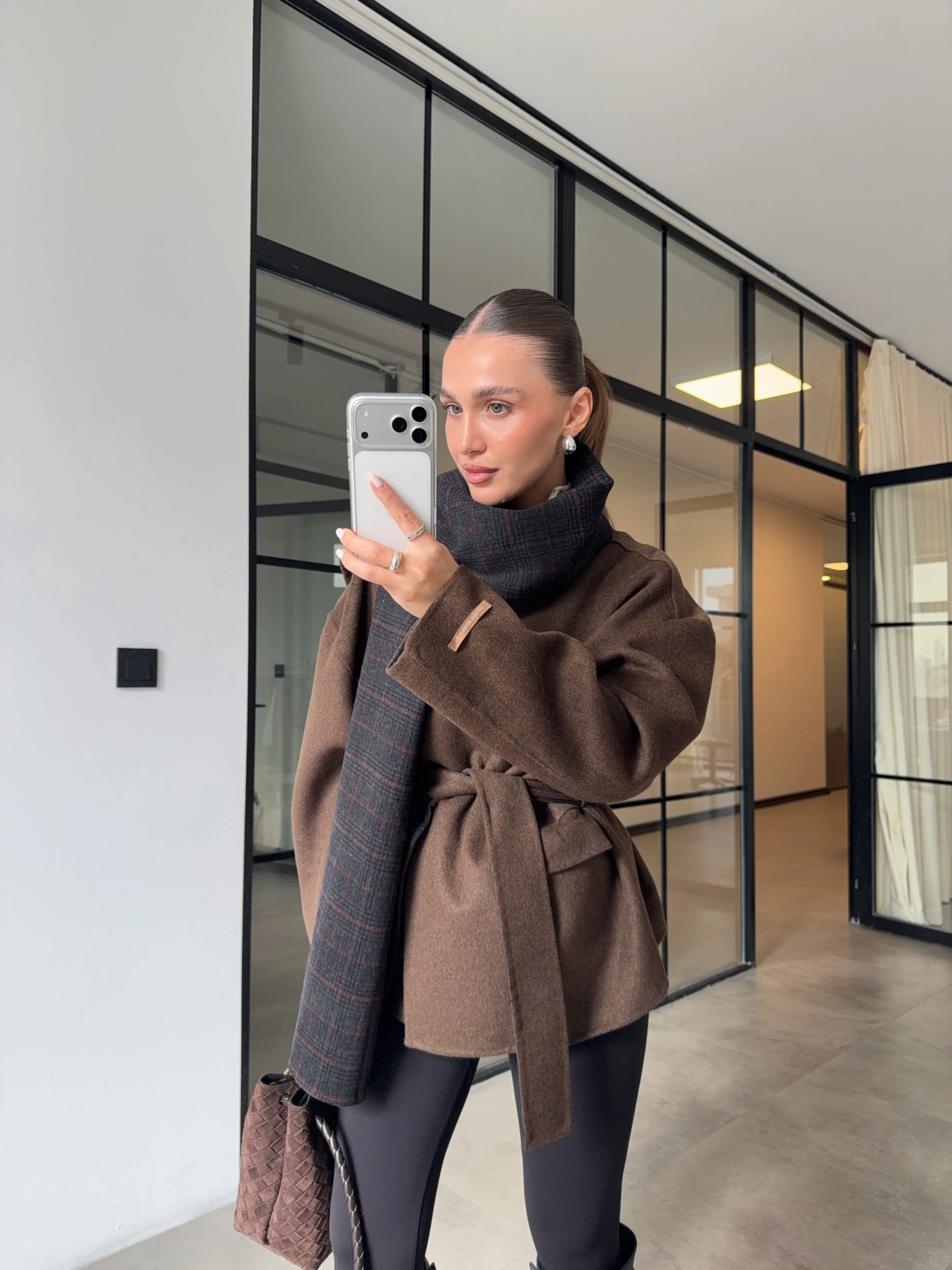 FULARLI EKOSELİ %100 YÜN KISA KABAN