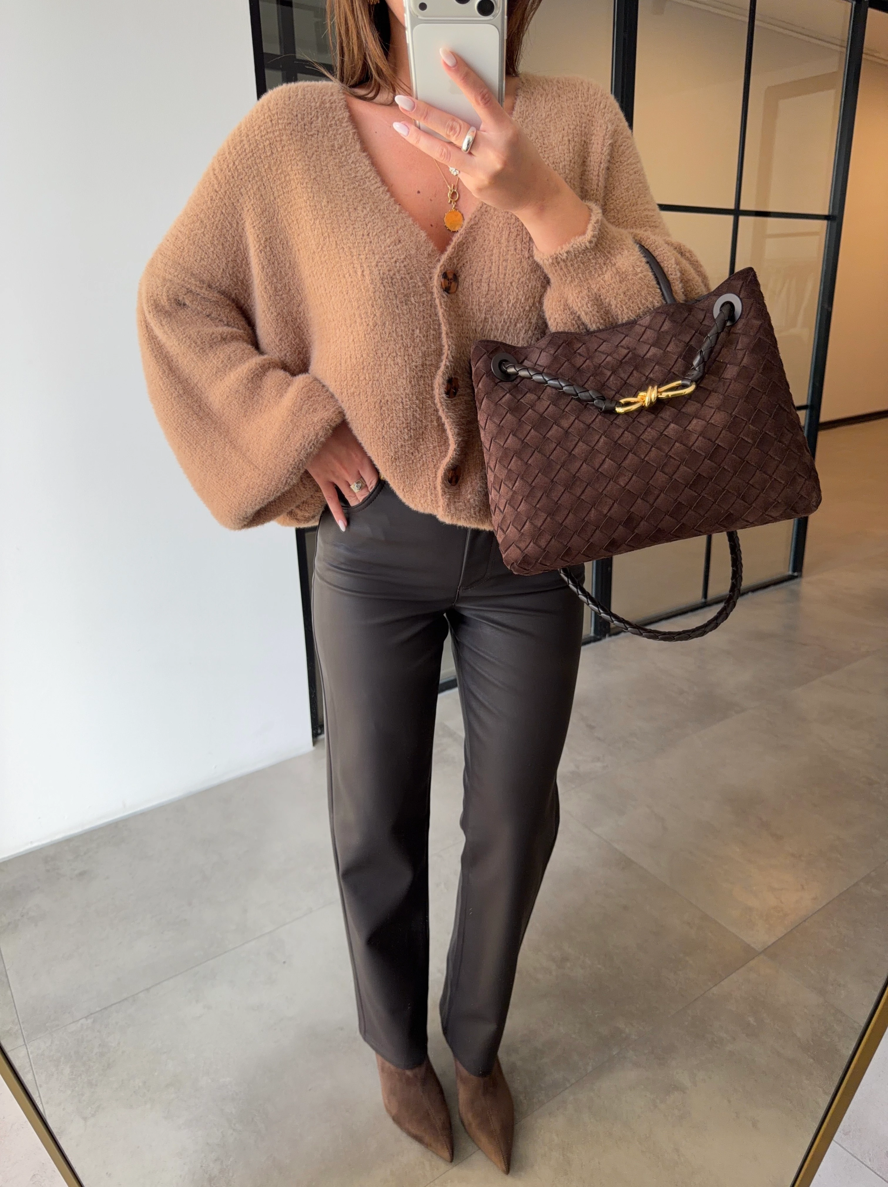 YUMOŞ DOKULU BALON KOL CAMEL HIRKA