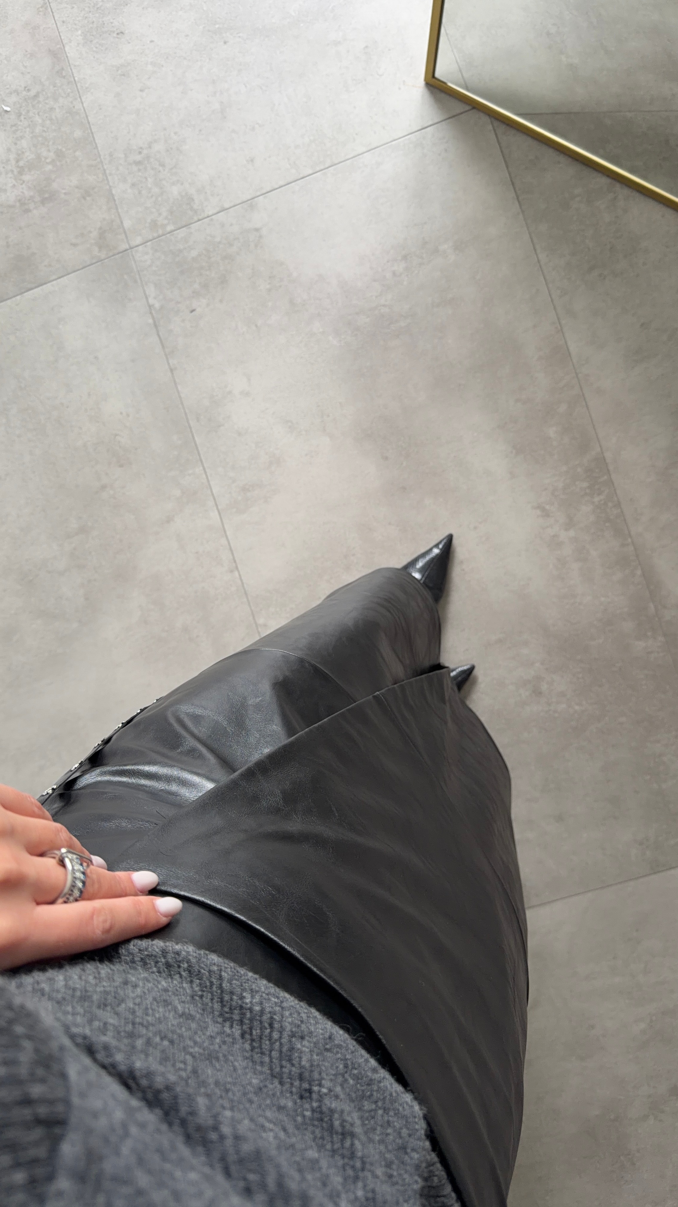 SİYAH MAXİ DERİ ETEK