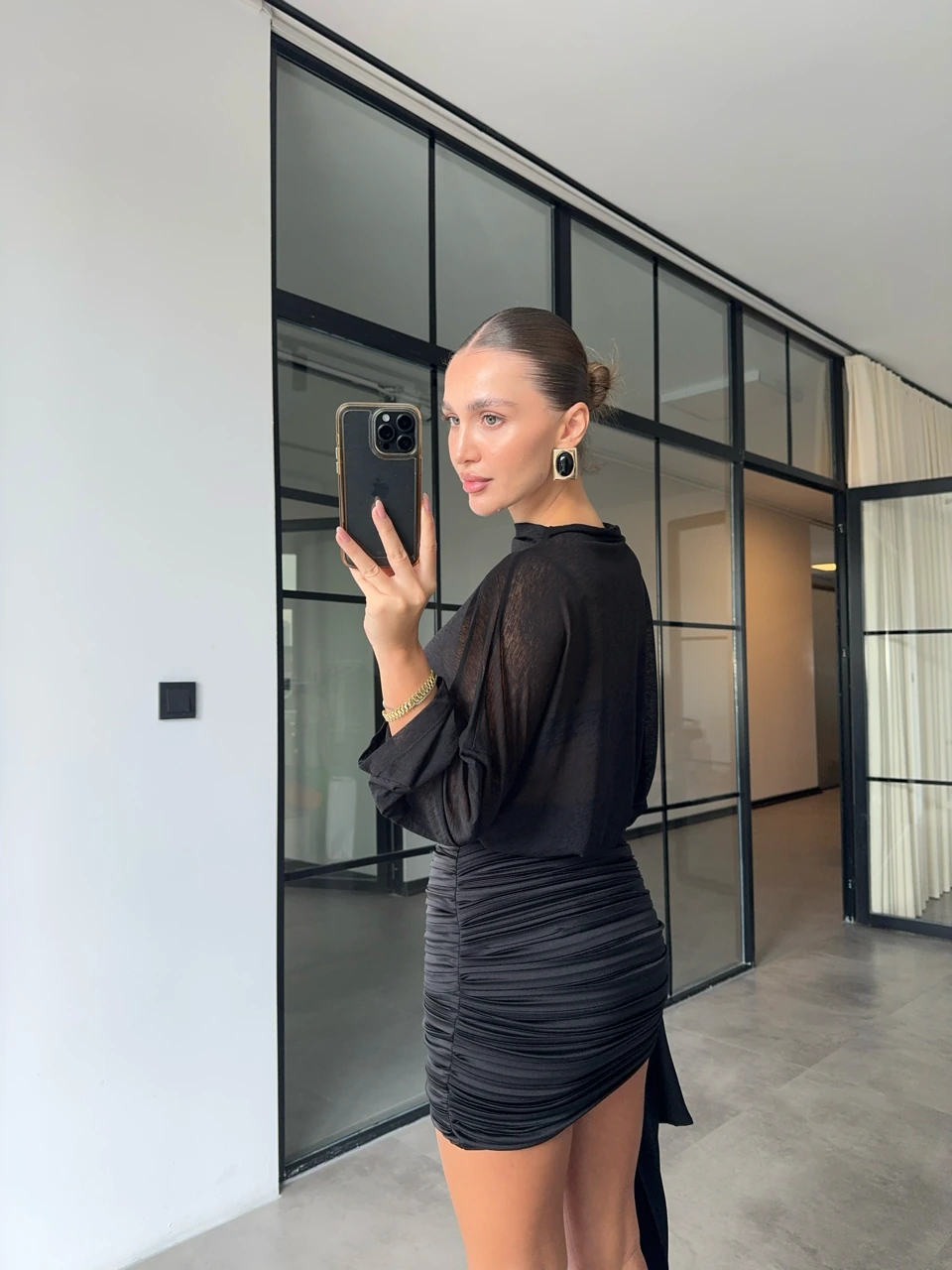 DRAPELİ KUŞAKLI SİYAH ETEK