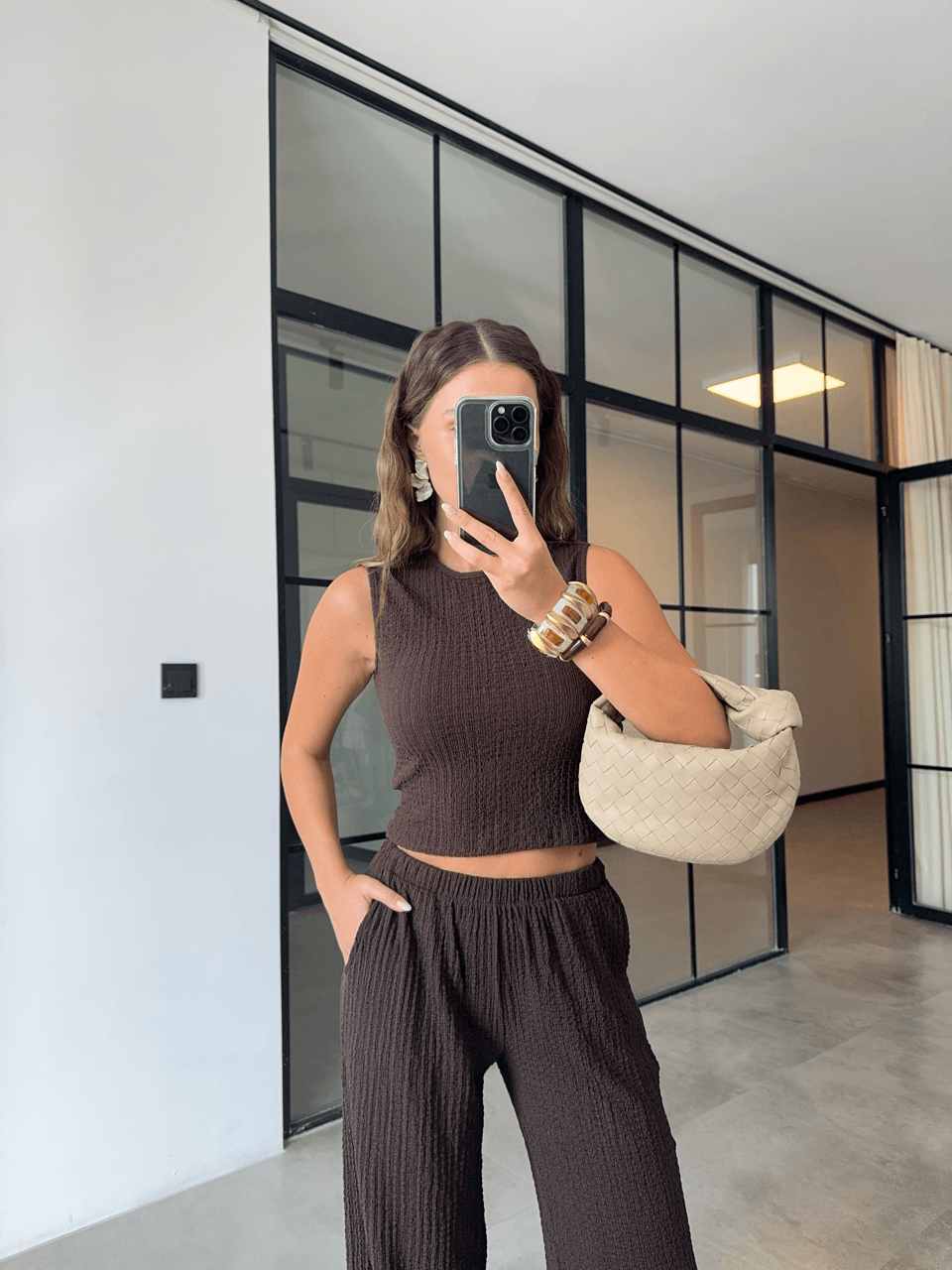 DOKULU BLUZ PANTOLON KAHVERENGİ TAKIM