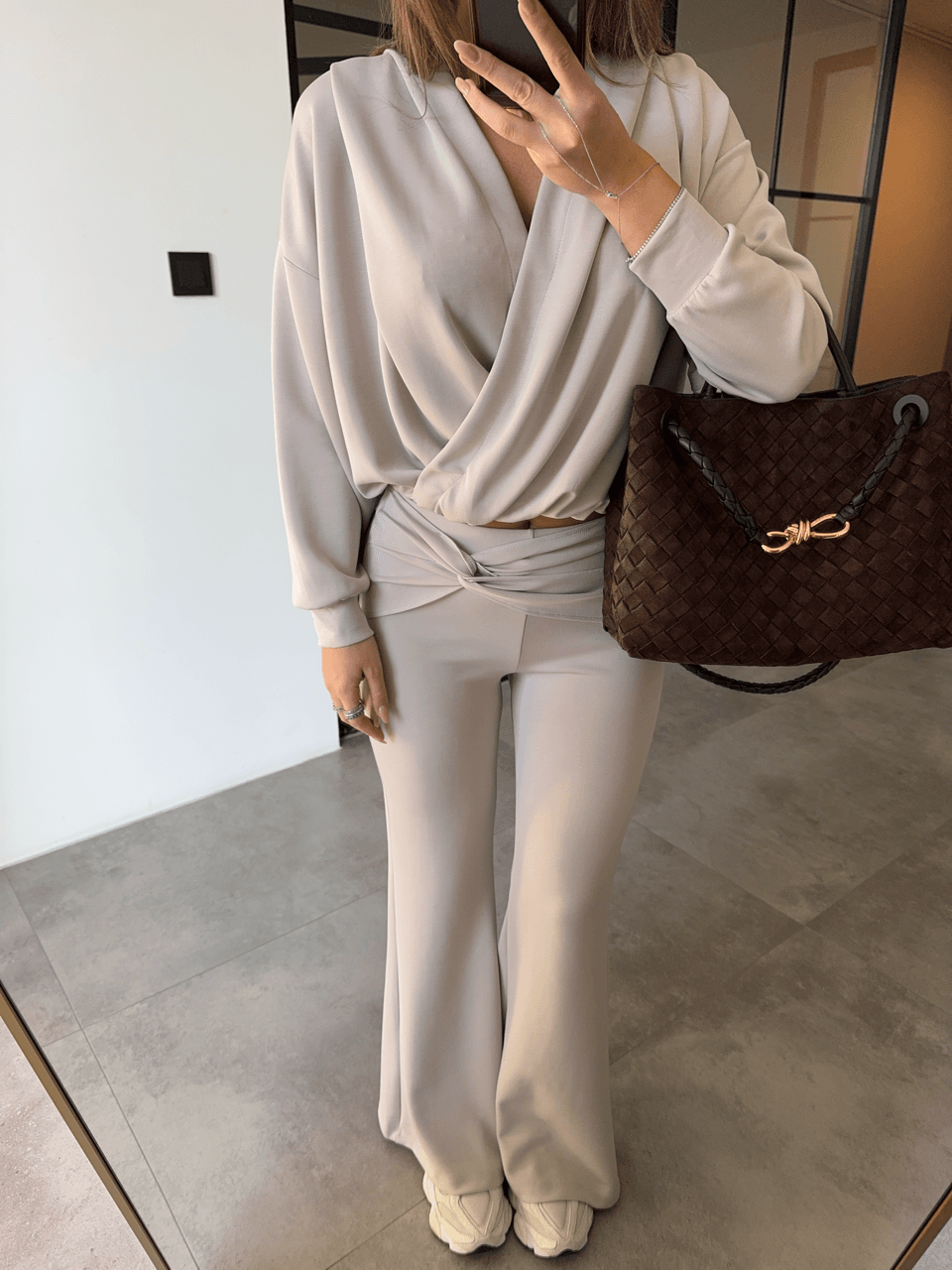 DÜĞÜMLÜ PANTOLON KRUVAZE SWEAT TAŞ MODAL TAKIM