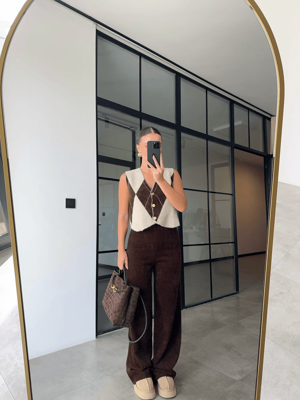 PELUŞ DOKULU KAHVERENGİ TRİKO PANTOLON